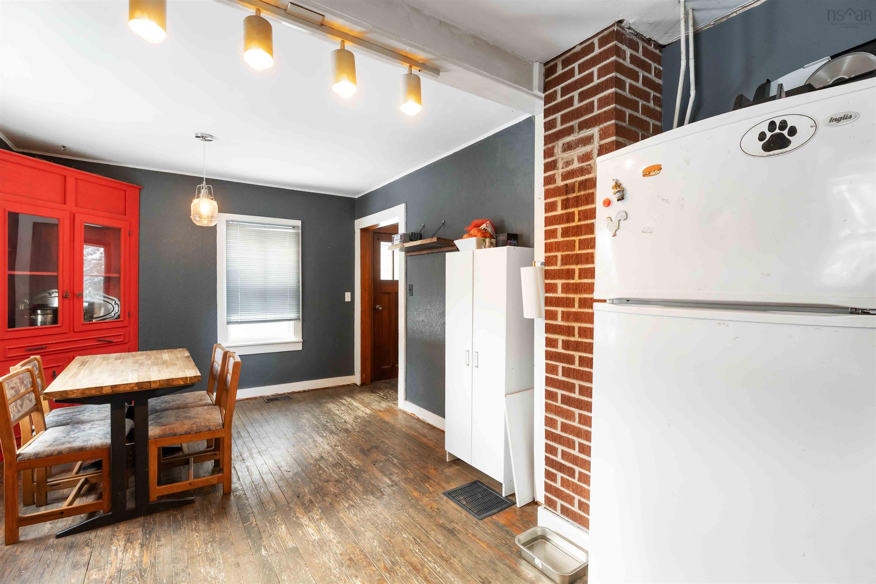 $170,000.00: 729 North Range Cross Road, North Range