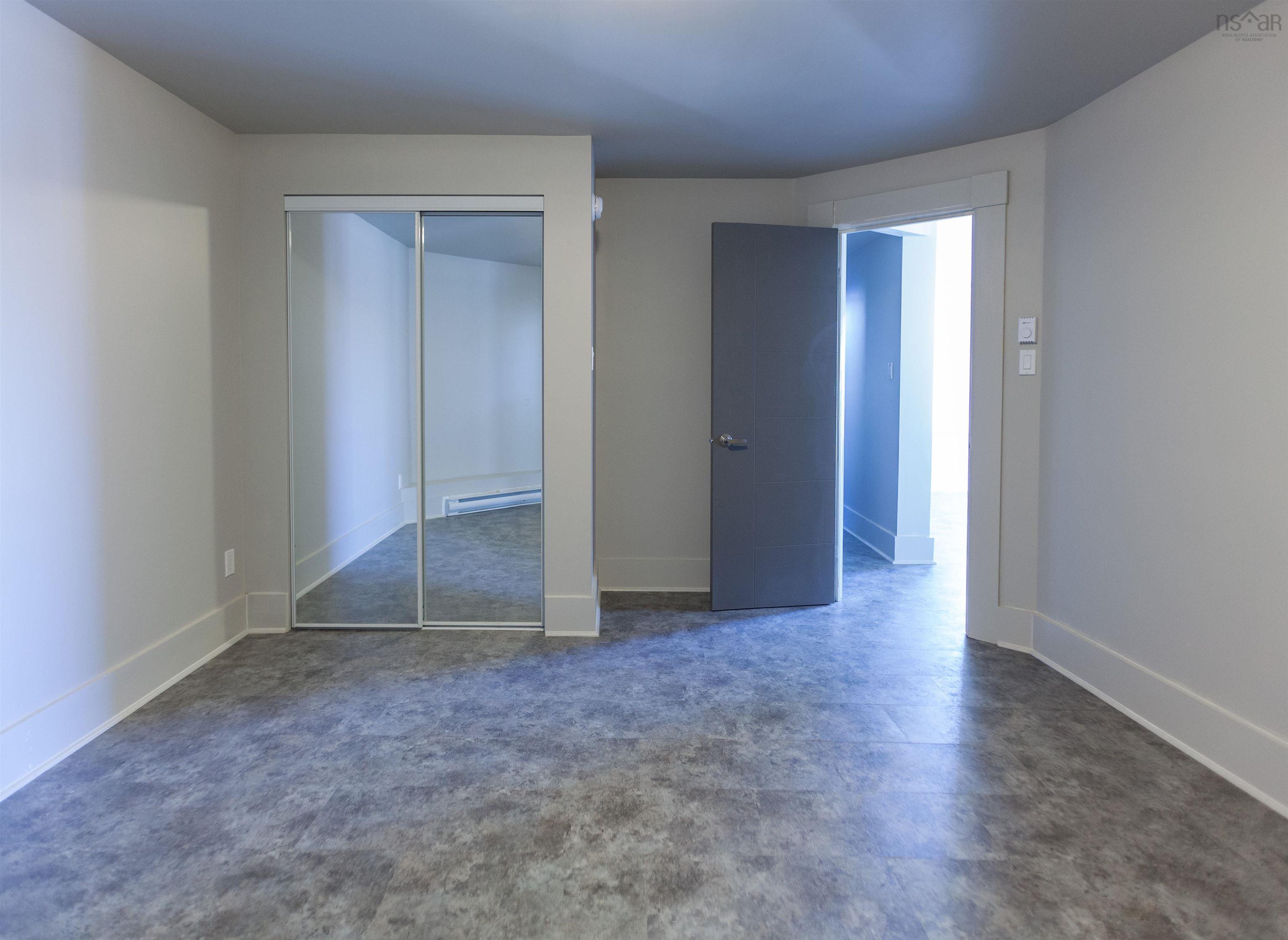 $817,000.00: 306 Lincoln Street, Lunenburg