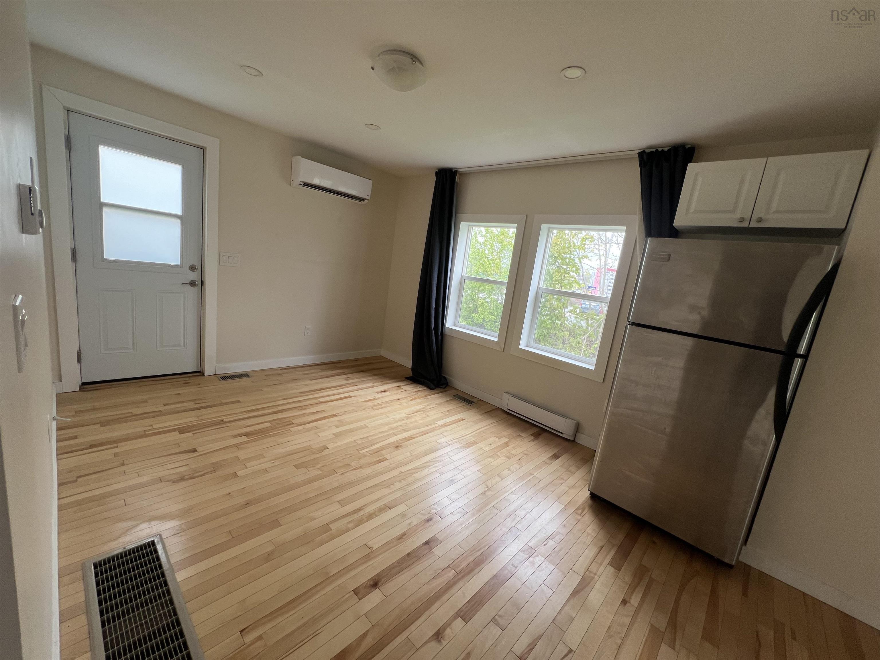 98 Lakecrest Drive, Dartmouth, NS (MLS 202601891)