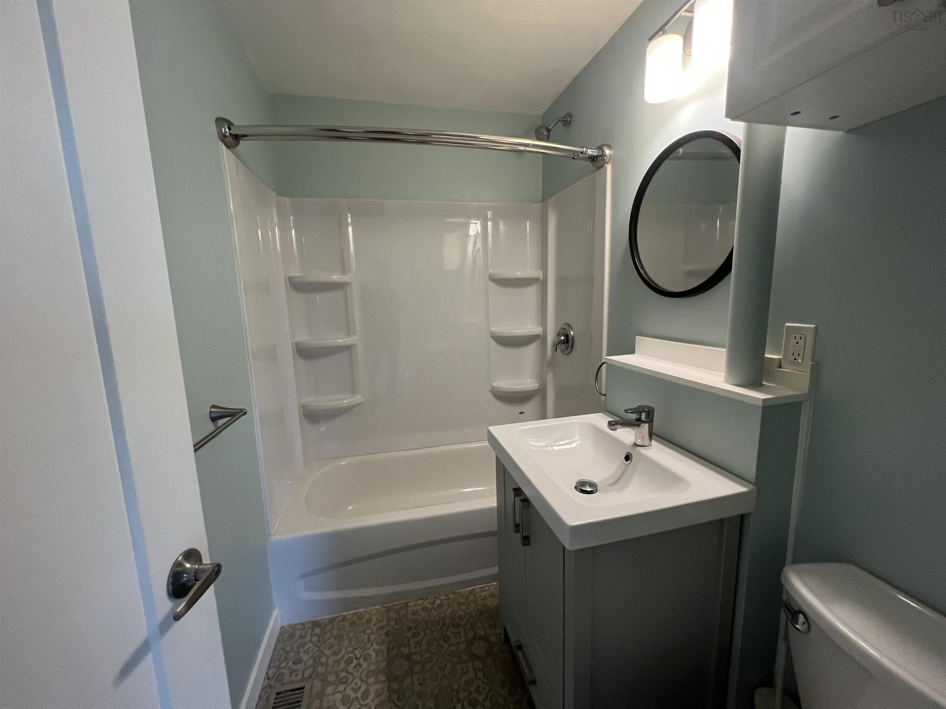 $499,000.00: 98 Lakecrest Drive, Dartmouth