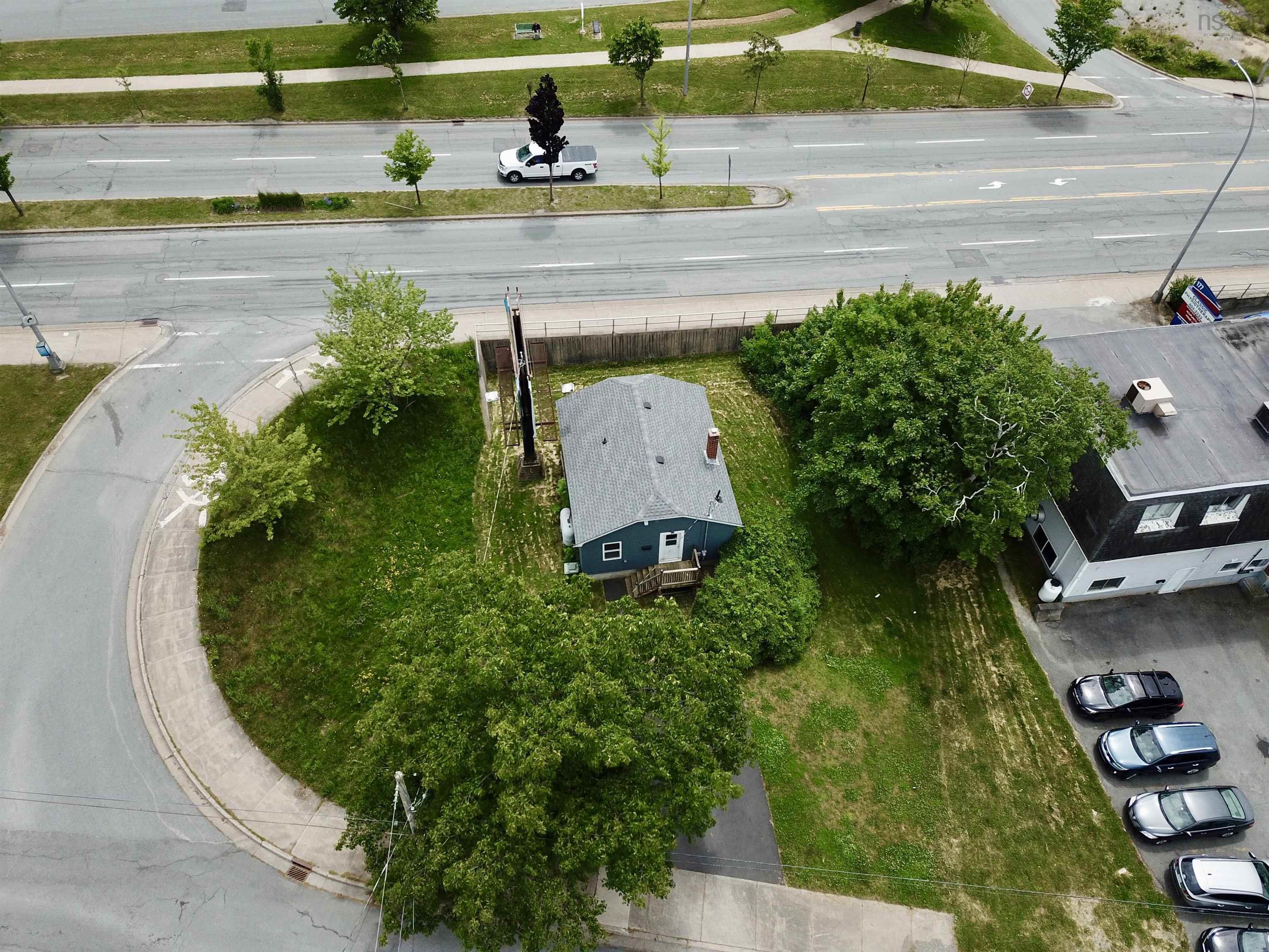 $499,000.00: 98 Lakecrest Drive, Dartmouth