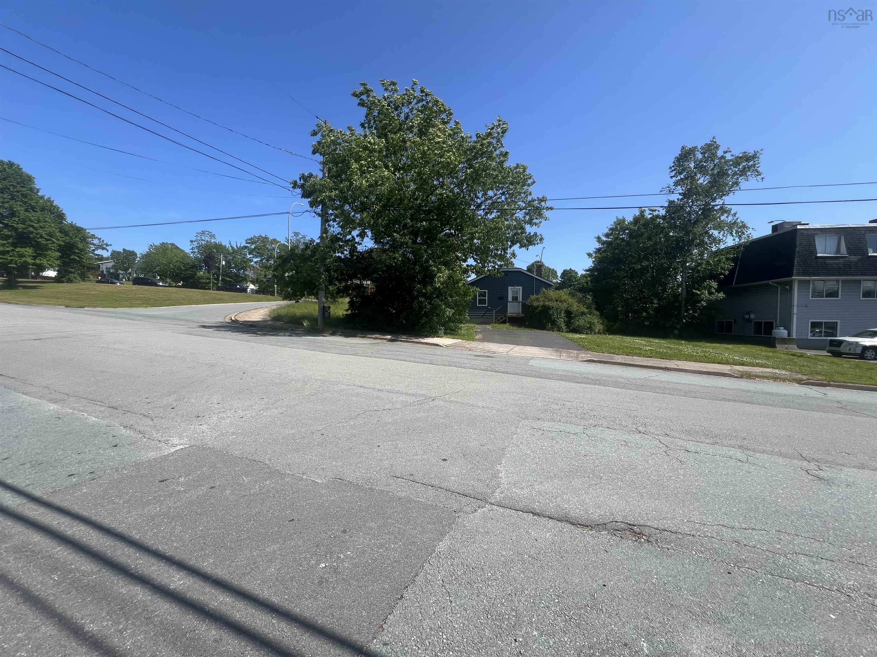 $499,000.00: 98 Lakecrest Drive, Dartmouth