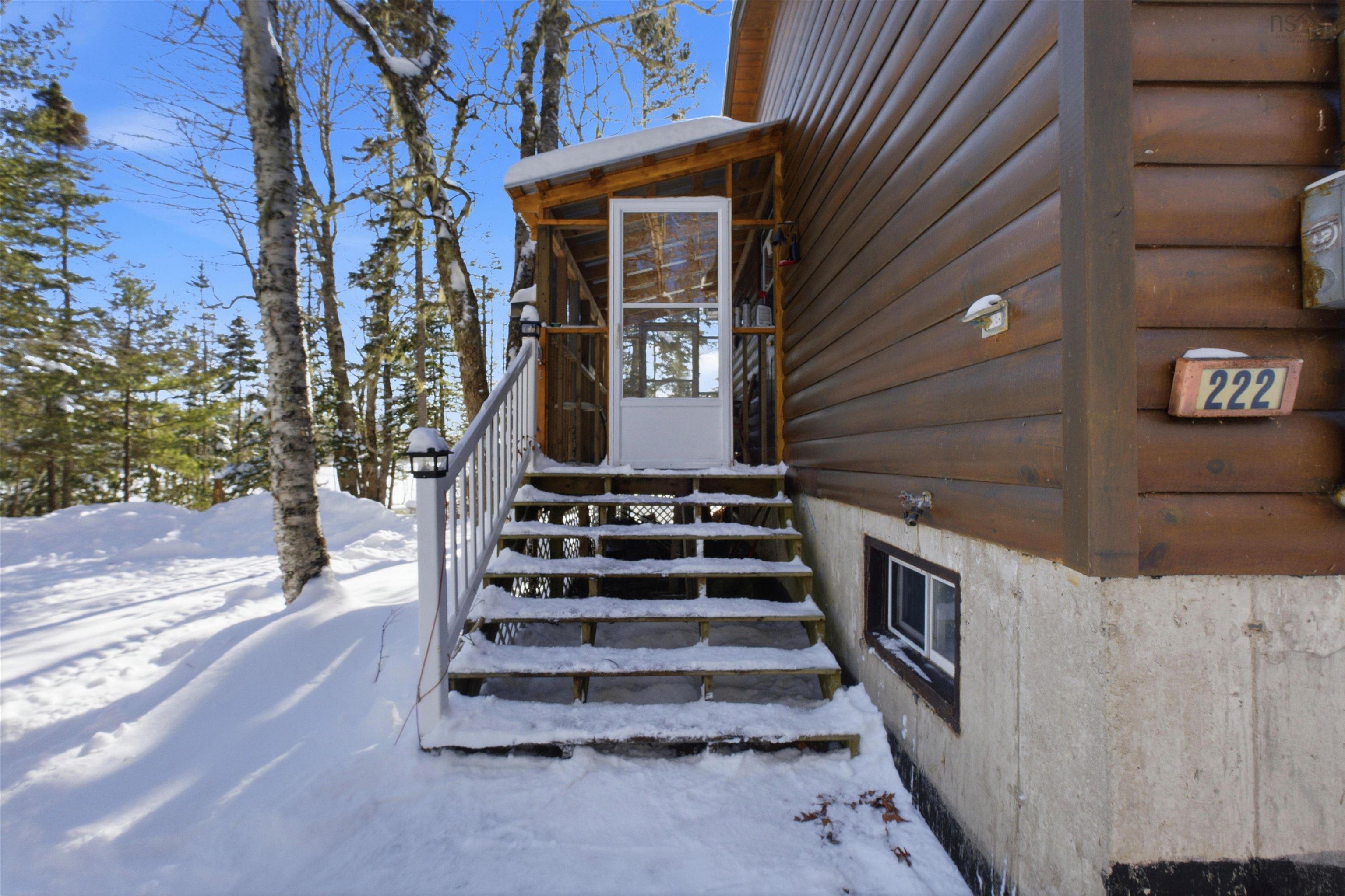 $324,900.00: 222 Dean Lake Road, Westfield