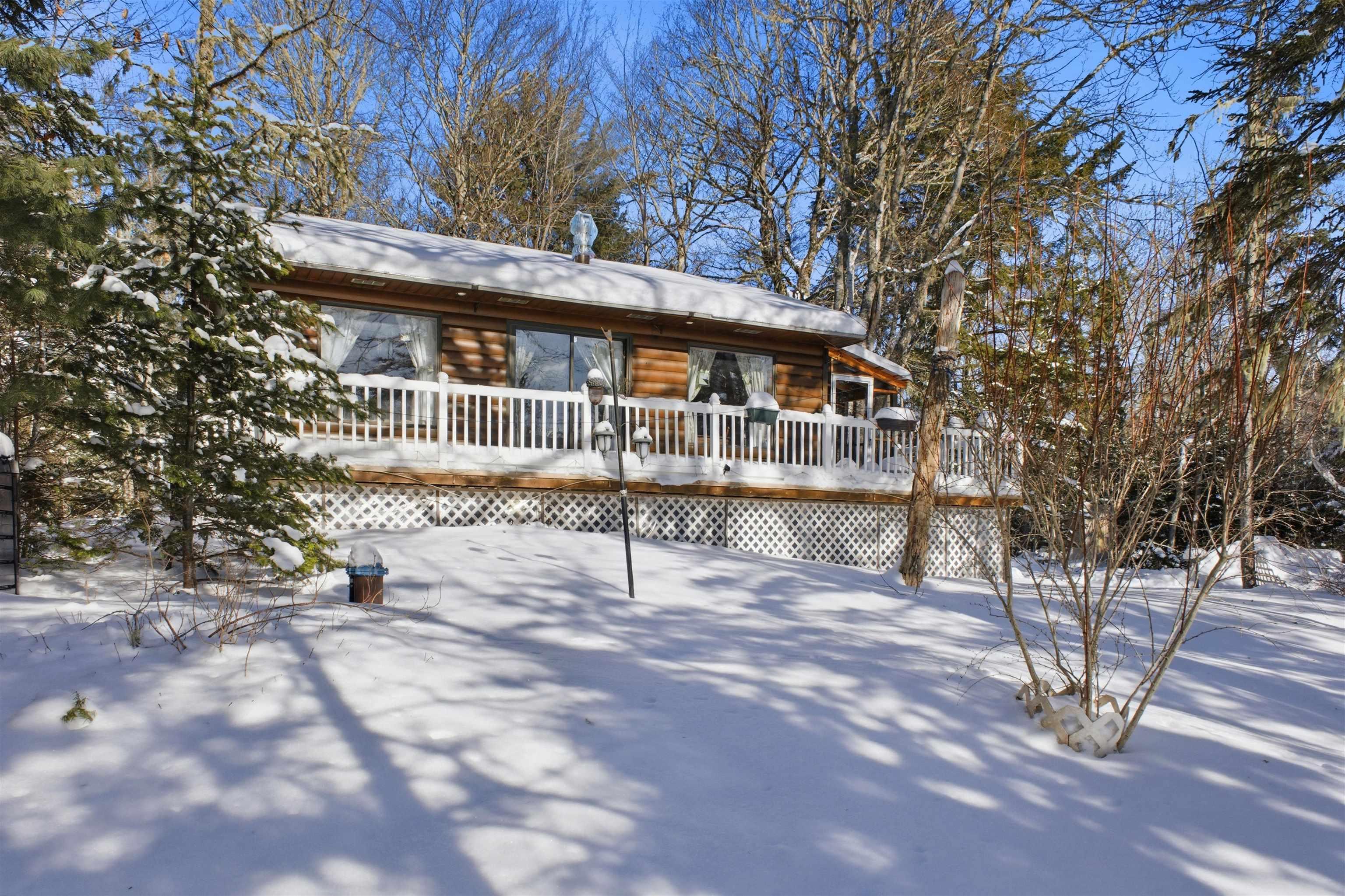 $324,900.00: 222 Dean Lake Road, Westfield