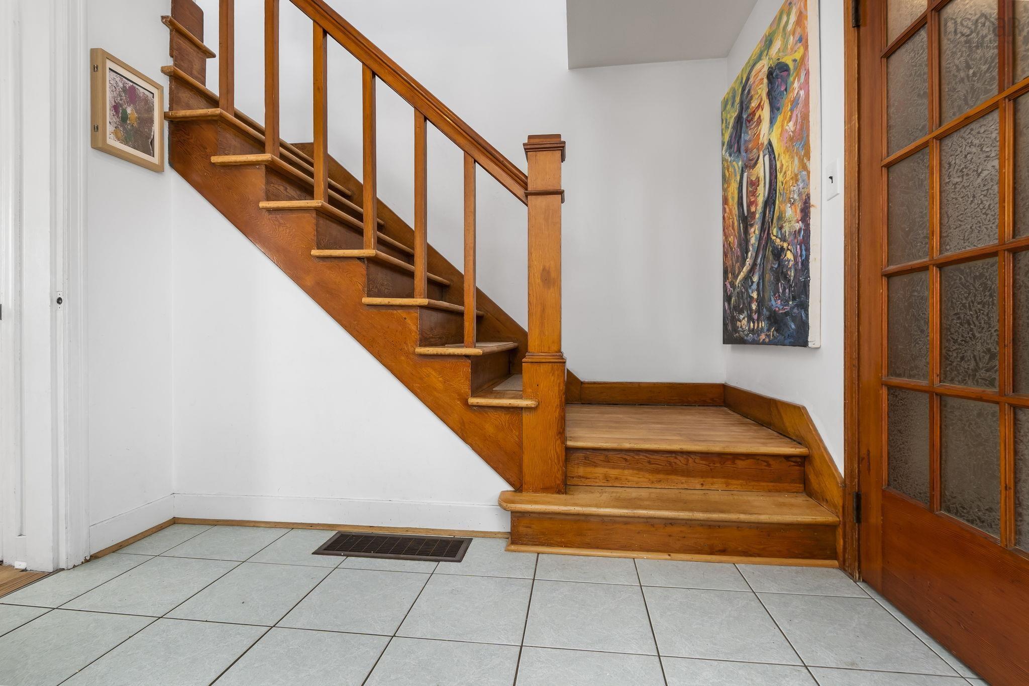 33 Pinehill Road, Dartmouth, NS (MLS 202601895)