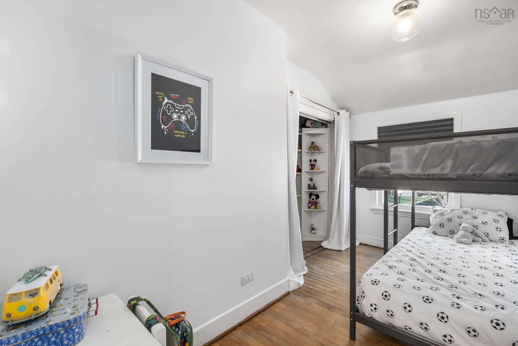 33 Pinehill Road, Dartmouth, NS (MLS 202601895)