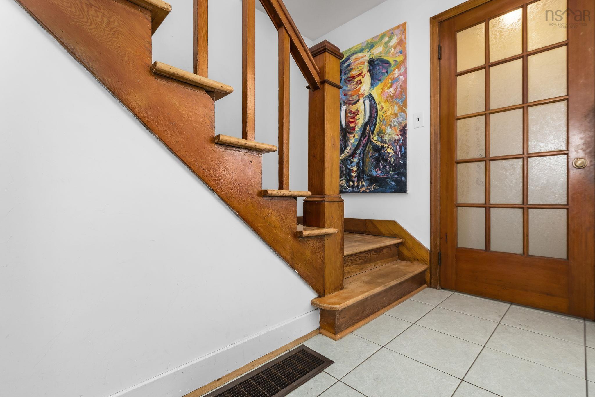 33 Pinehill Road, Dartmouth, NS (MLS 202601895)