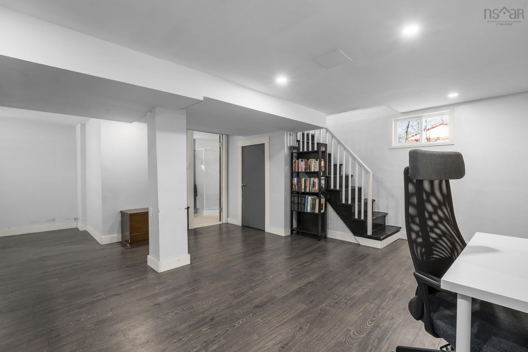 33 Pinehill Road, Dartmouth, NS (MLS 202601895)