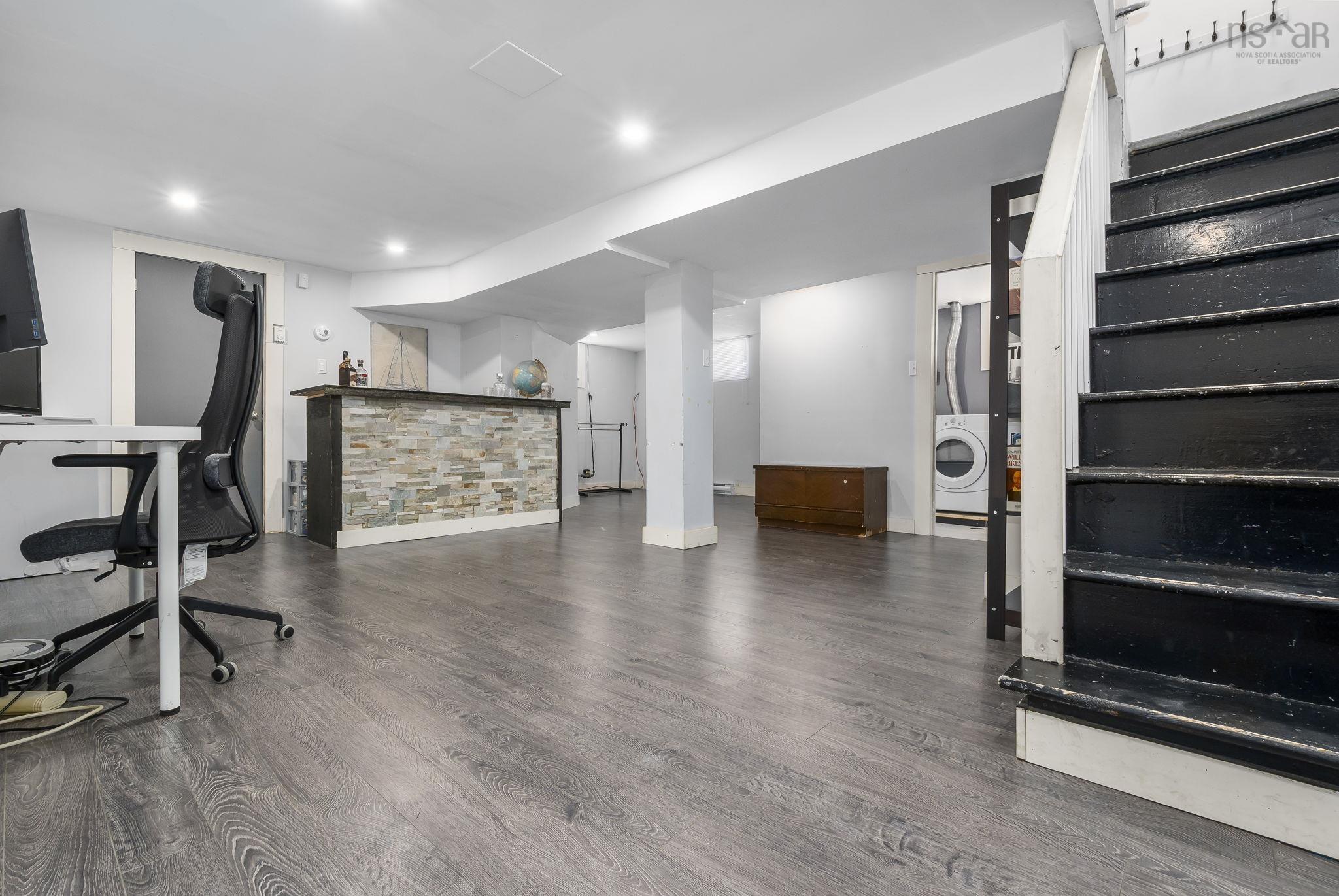 33 Pinehill Road, Dartmouth, NS (MLS 202601895)