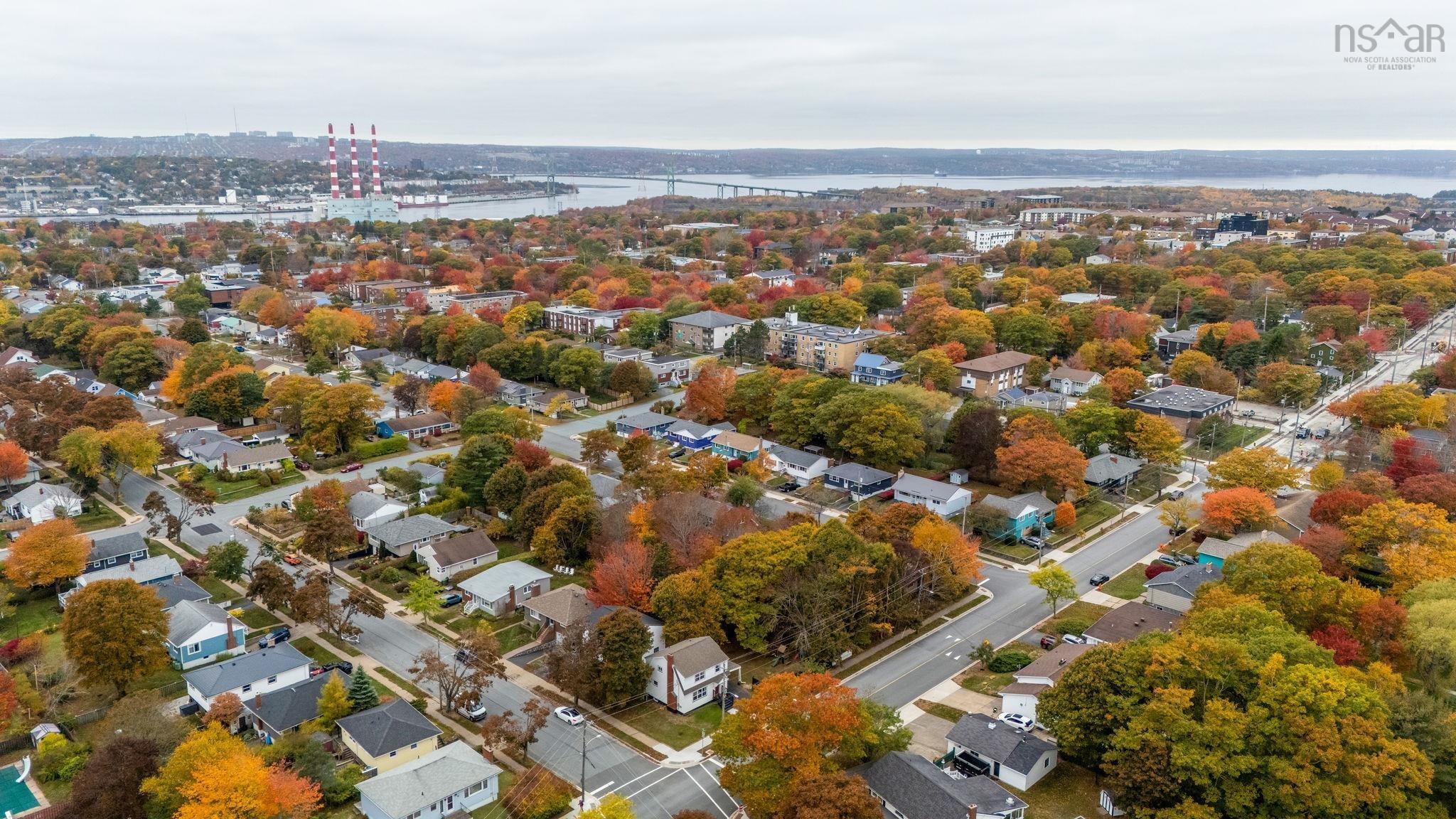 33 Pinehill Road, Dartmouth, NS (MLS 202601895)