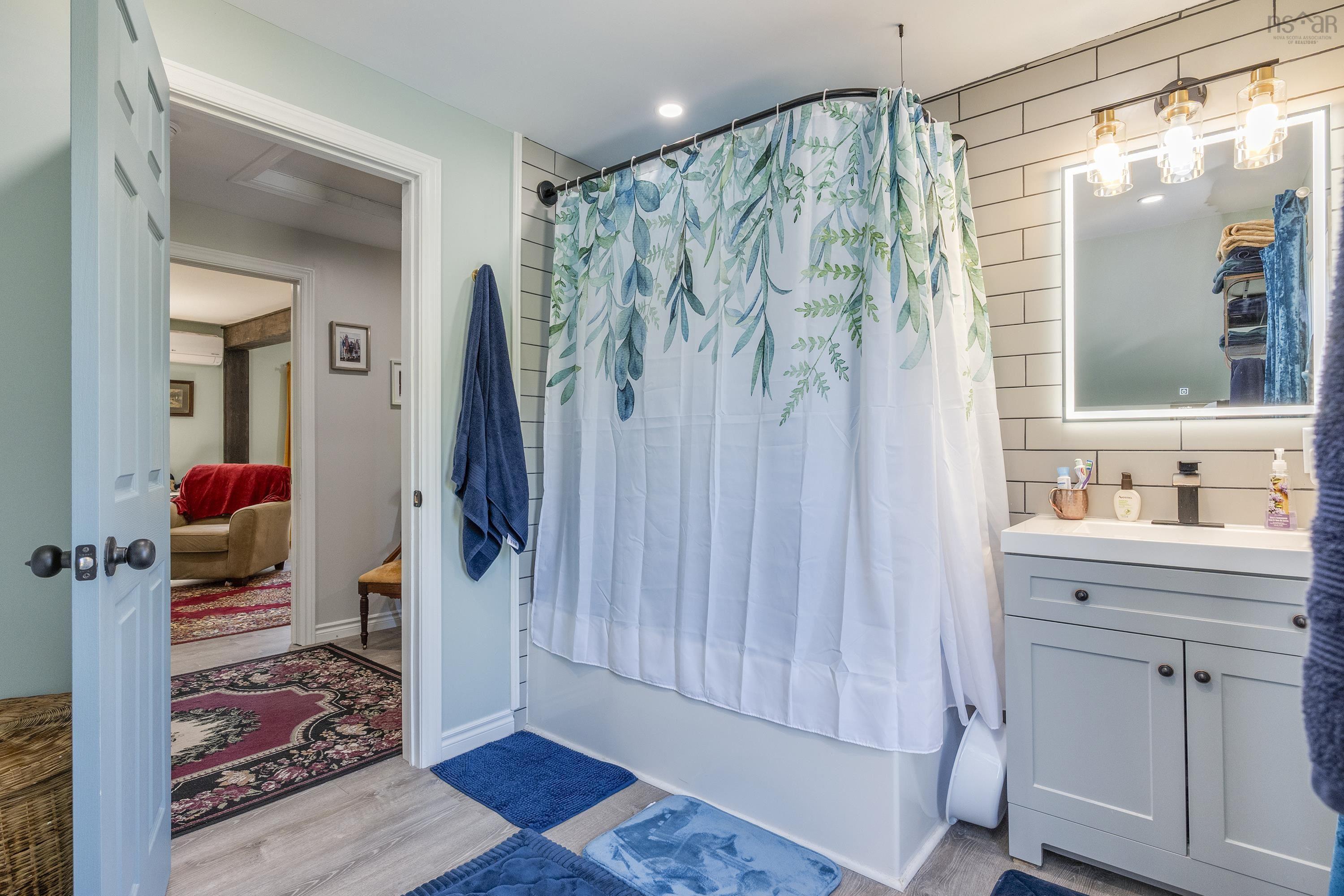 $345,000.00: 97 Station Road, Lawrencetown