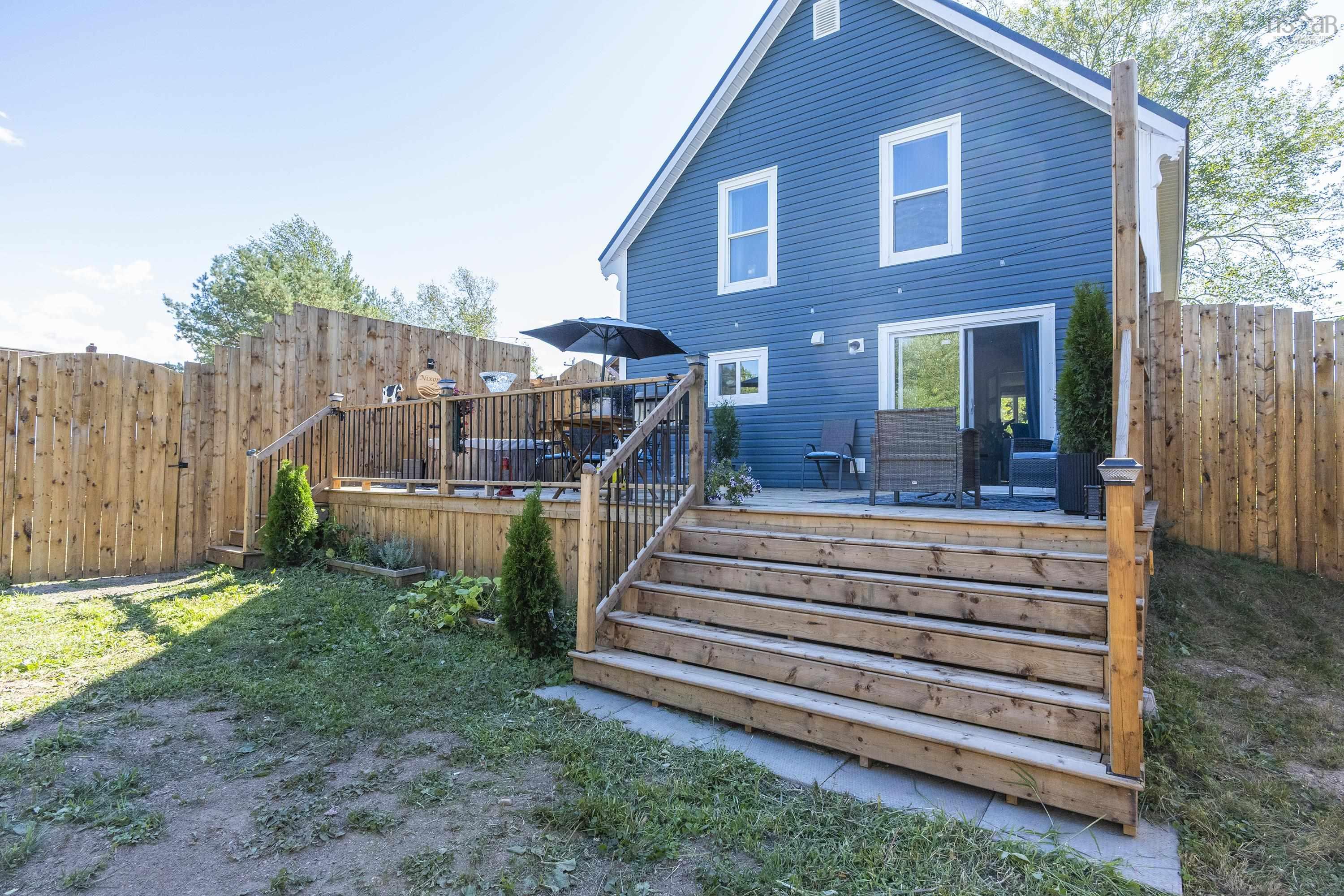 $345,000.00: 97 Station Road, Lawrencetown