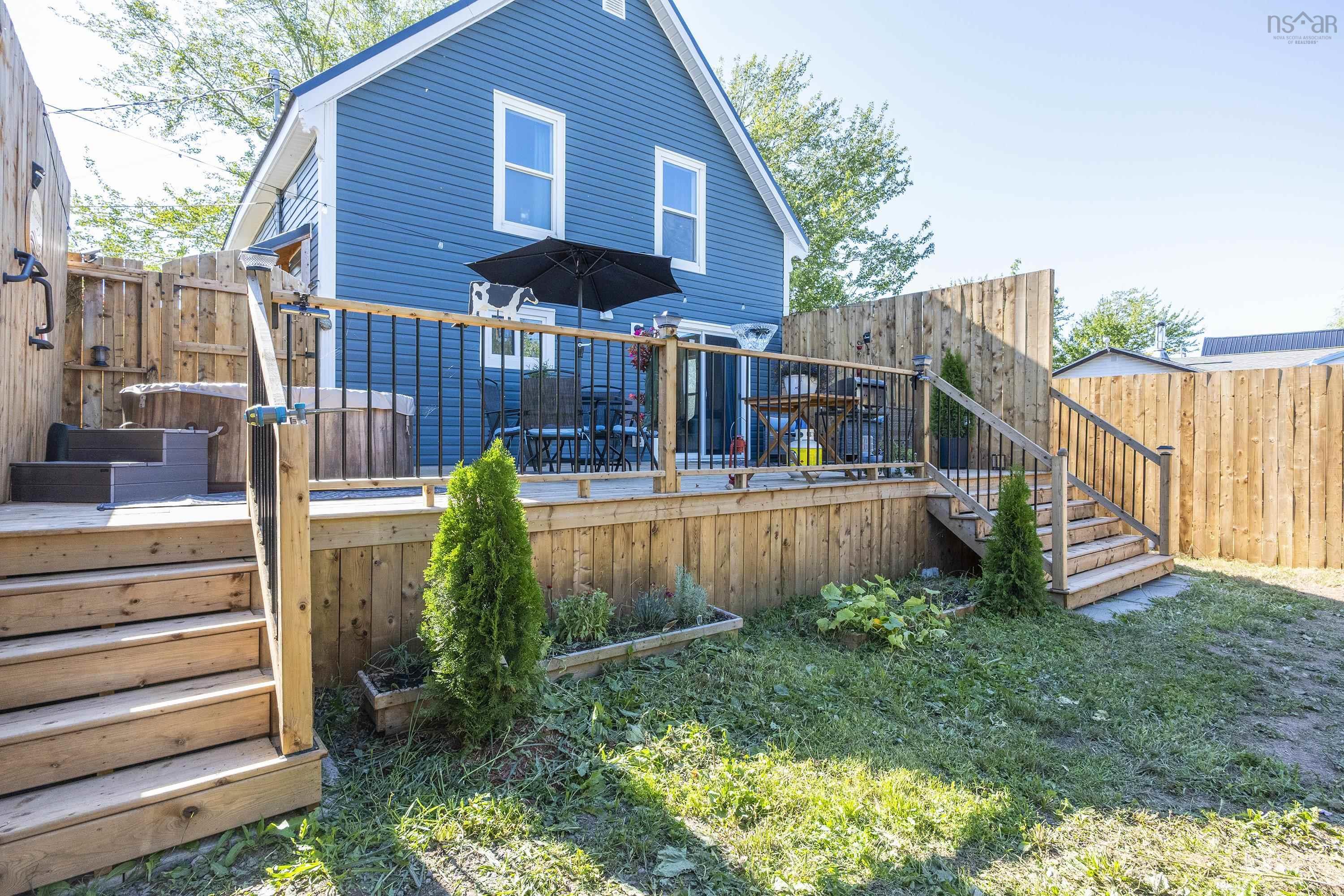 $345,000.00: 97 Station Road, Lawrencetown