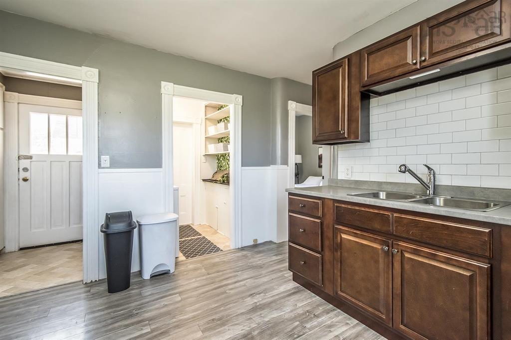 $279,900.00: 28 Acadia Avenue, Stellarton