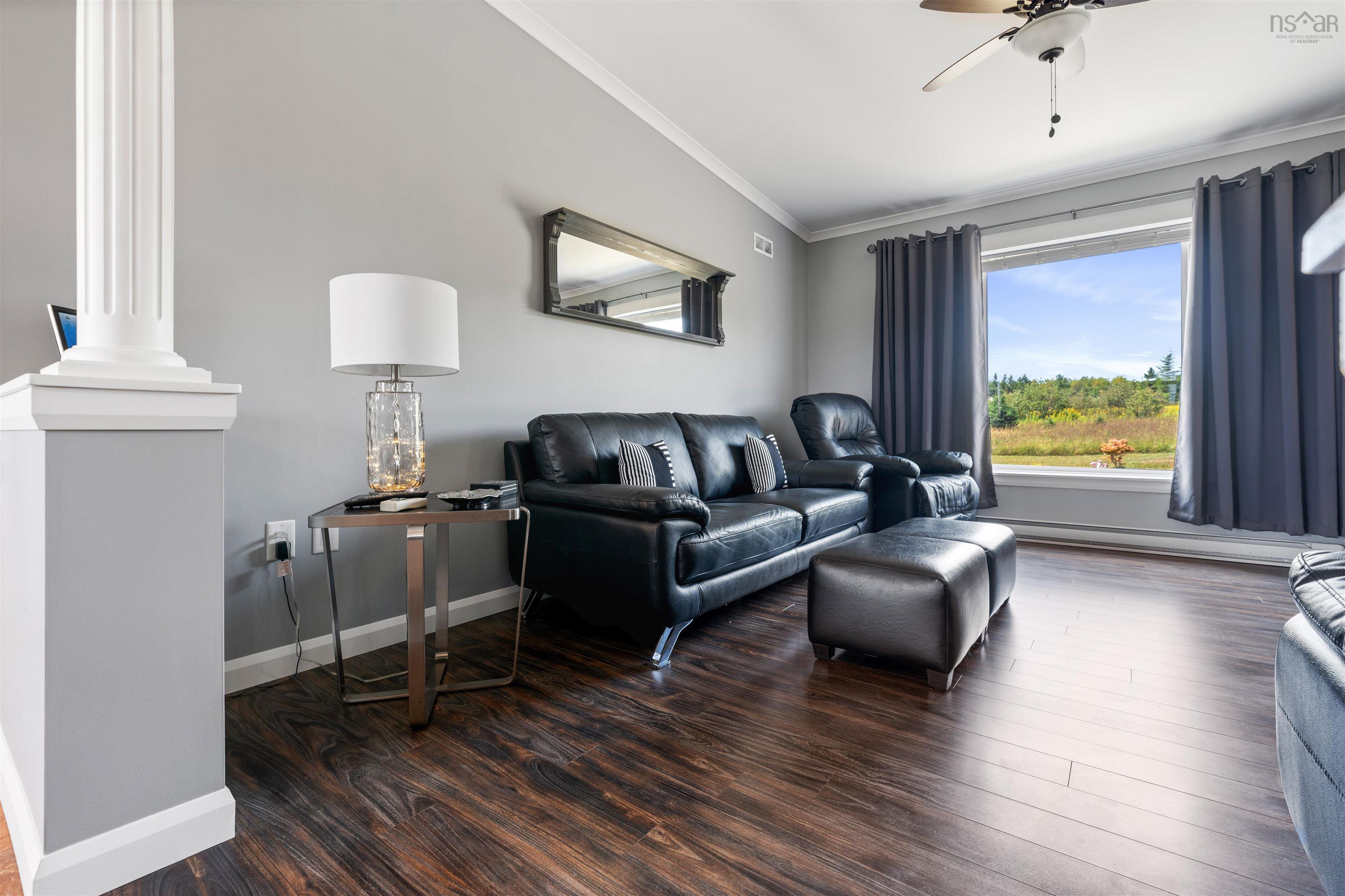 $629,000.00: 946 Lake Egmont Road, Lake Egmont