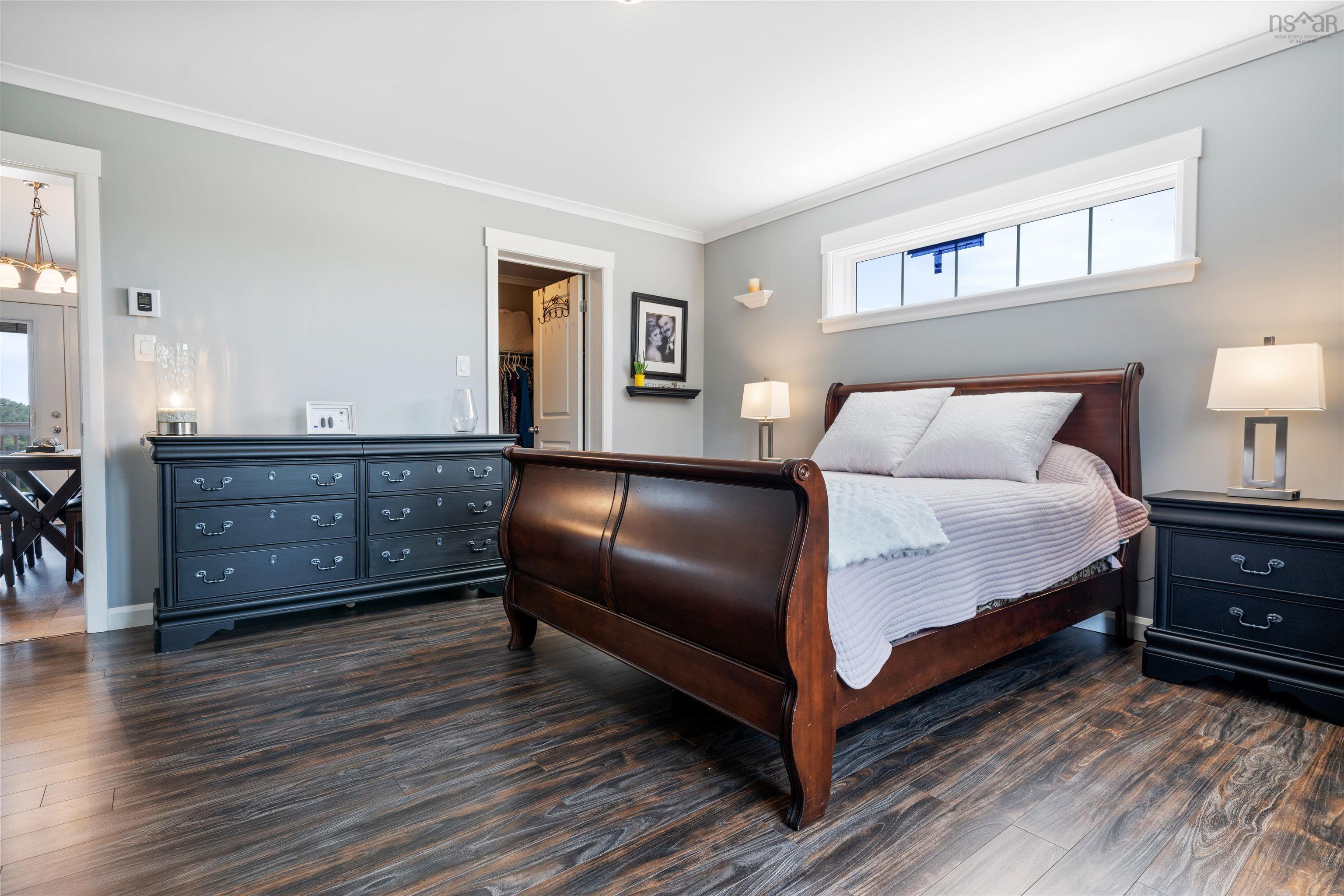 $629,000.00: 946 Lake Egmont Road, Lake Egmont