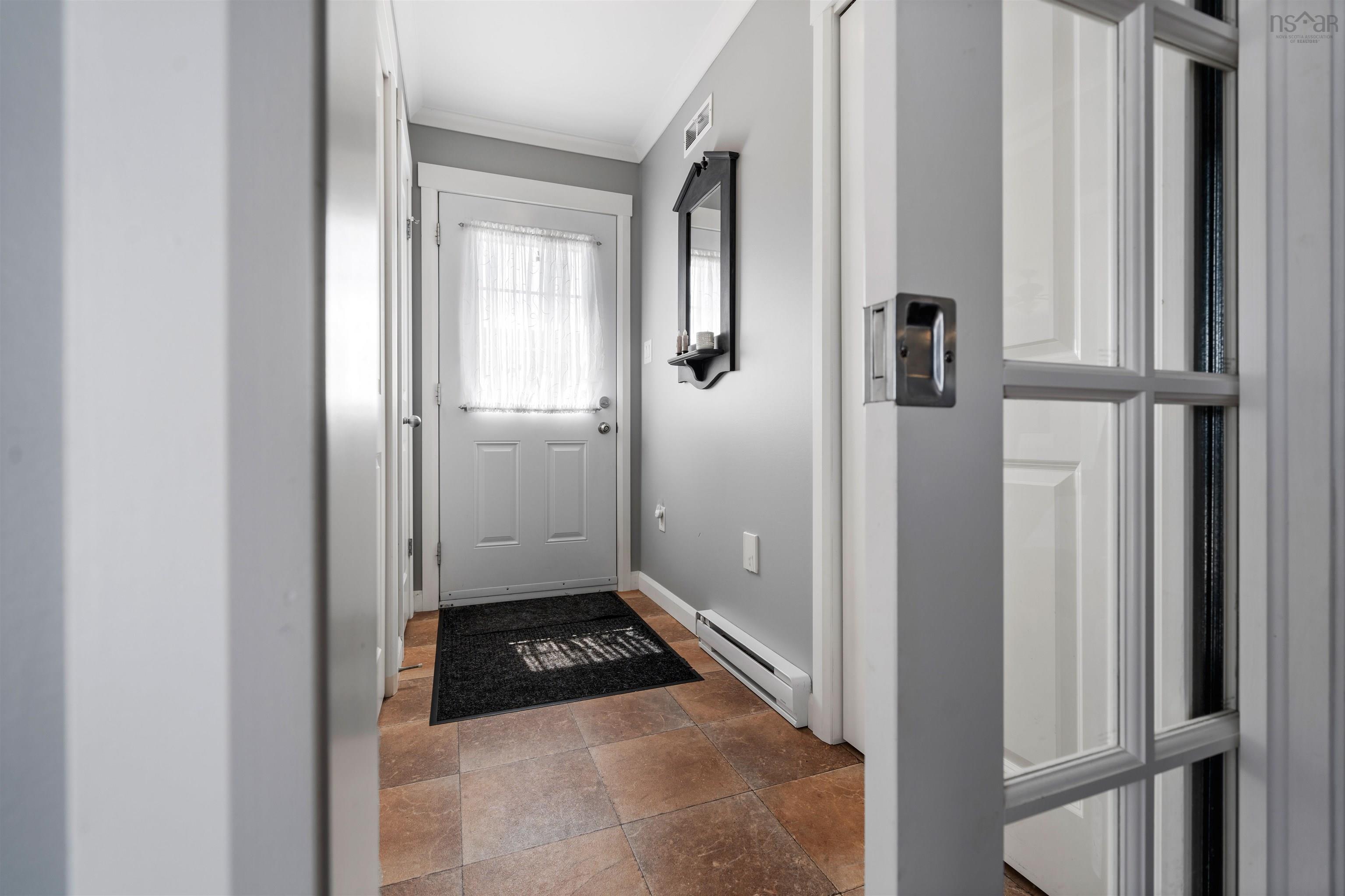 $629,000.00: 946 Lake Egmont Road, Lake Egmont