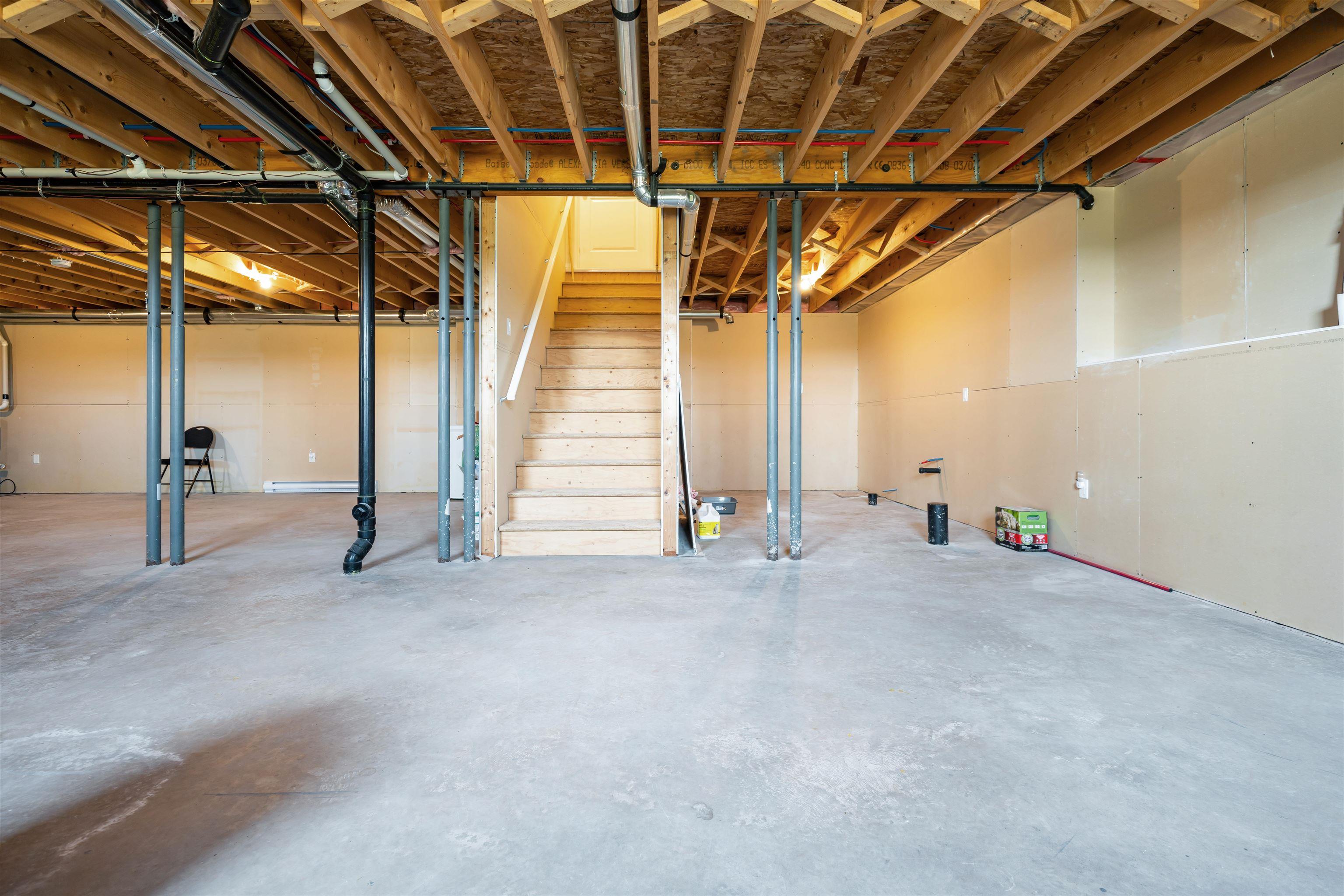 $629,000.00: 946 Lake Egmont Road, Lake Egmont