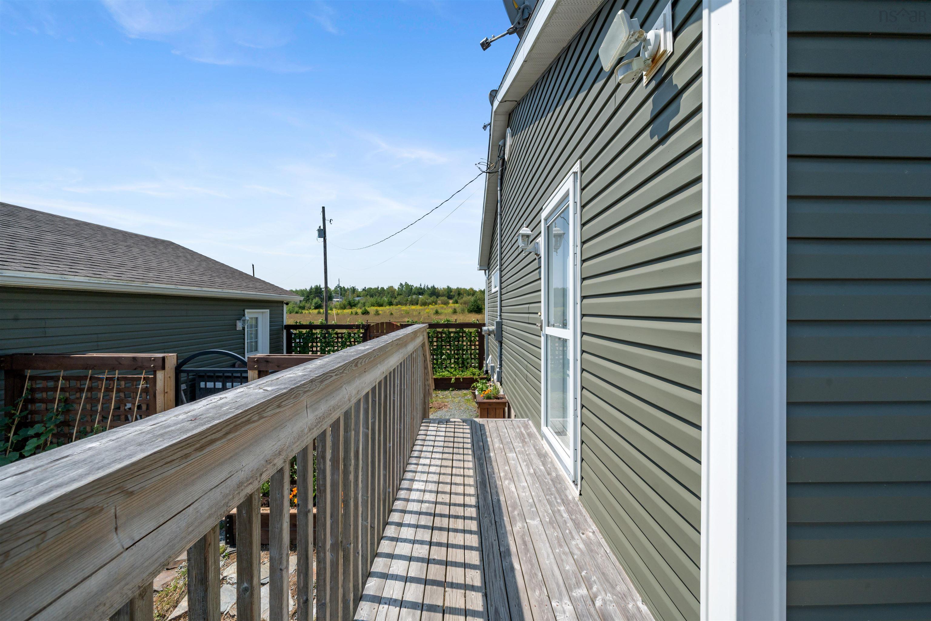 $629,000.00: 946 Lake Egmont Road, Lake Egmont