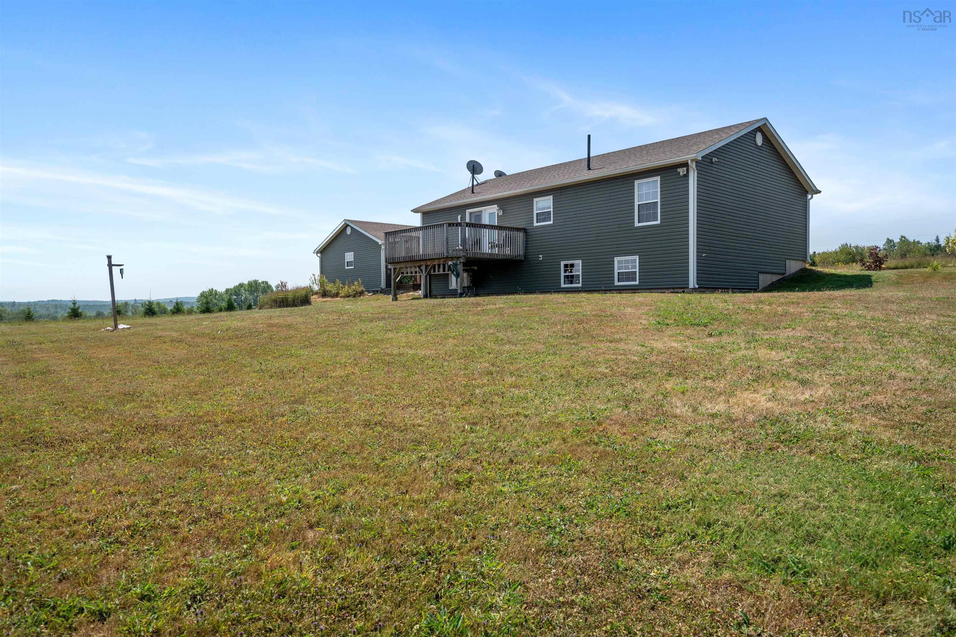 $629,000.00: 946 Lake Egmont Road, Lake Egmont