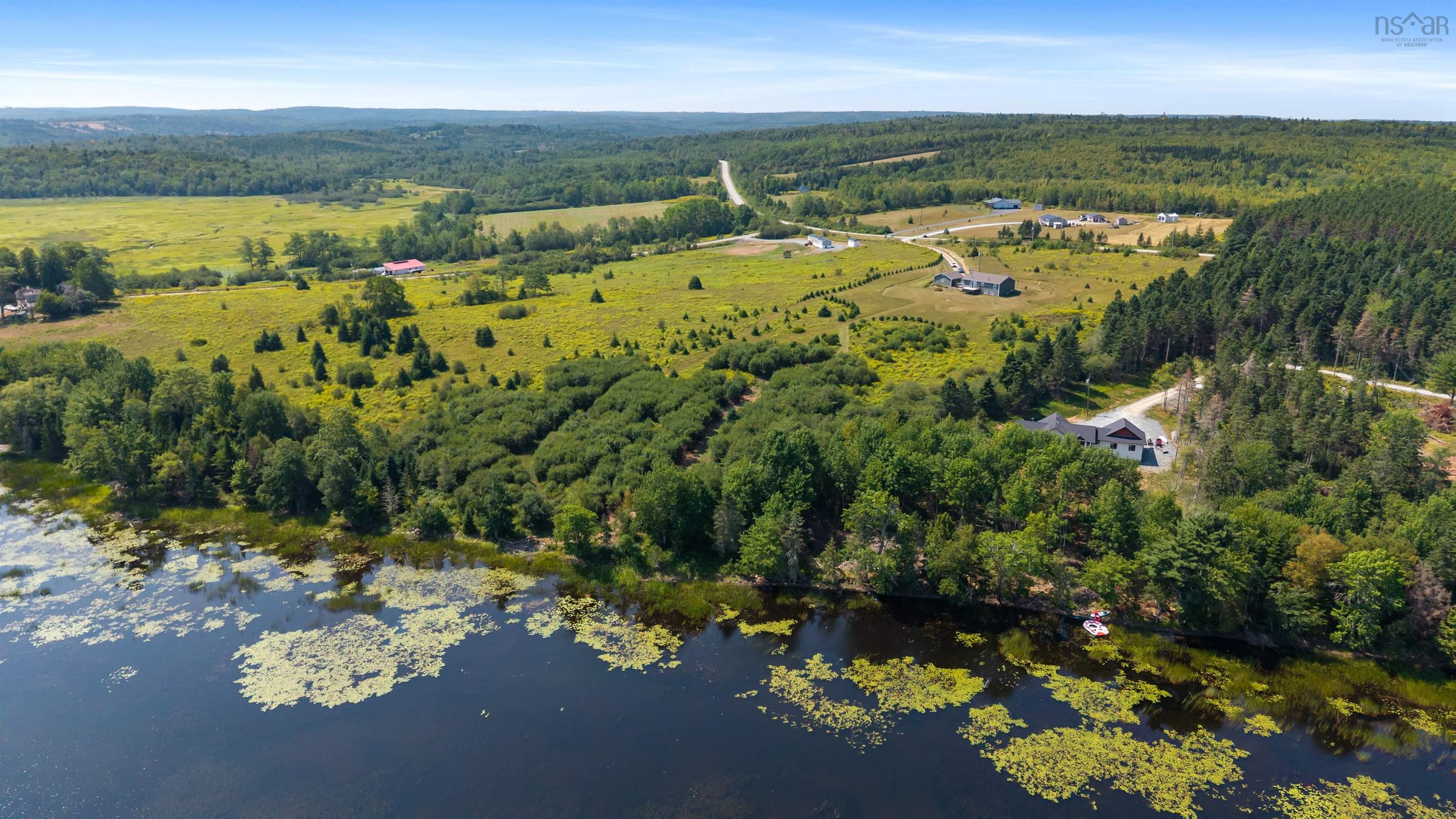 $629,000.00: 946 Lake Egmont Road, Lake Egmont