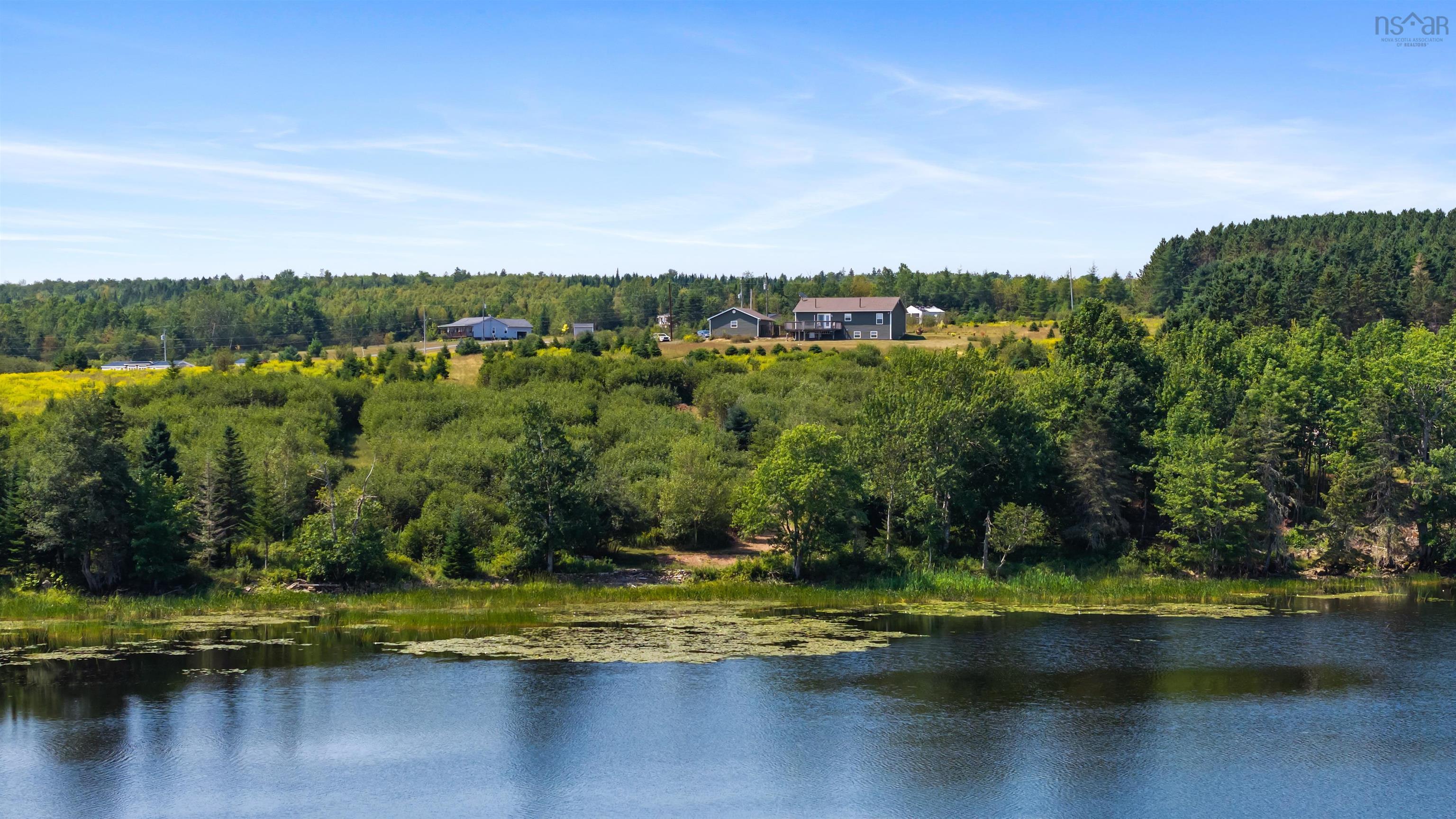 $629,000.00: 946 Lake Egmont Road, Lake Egmont