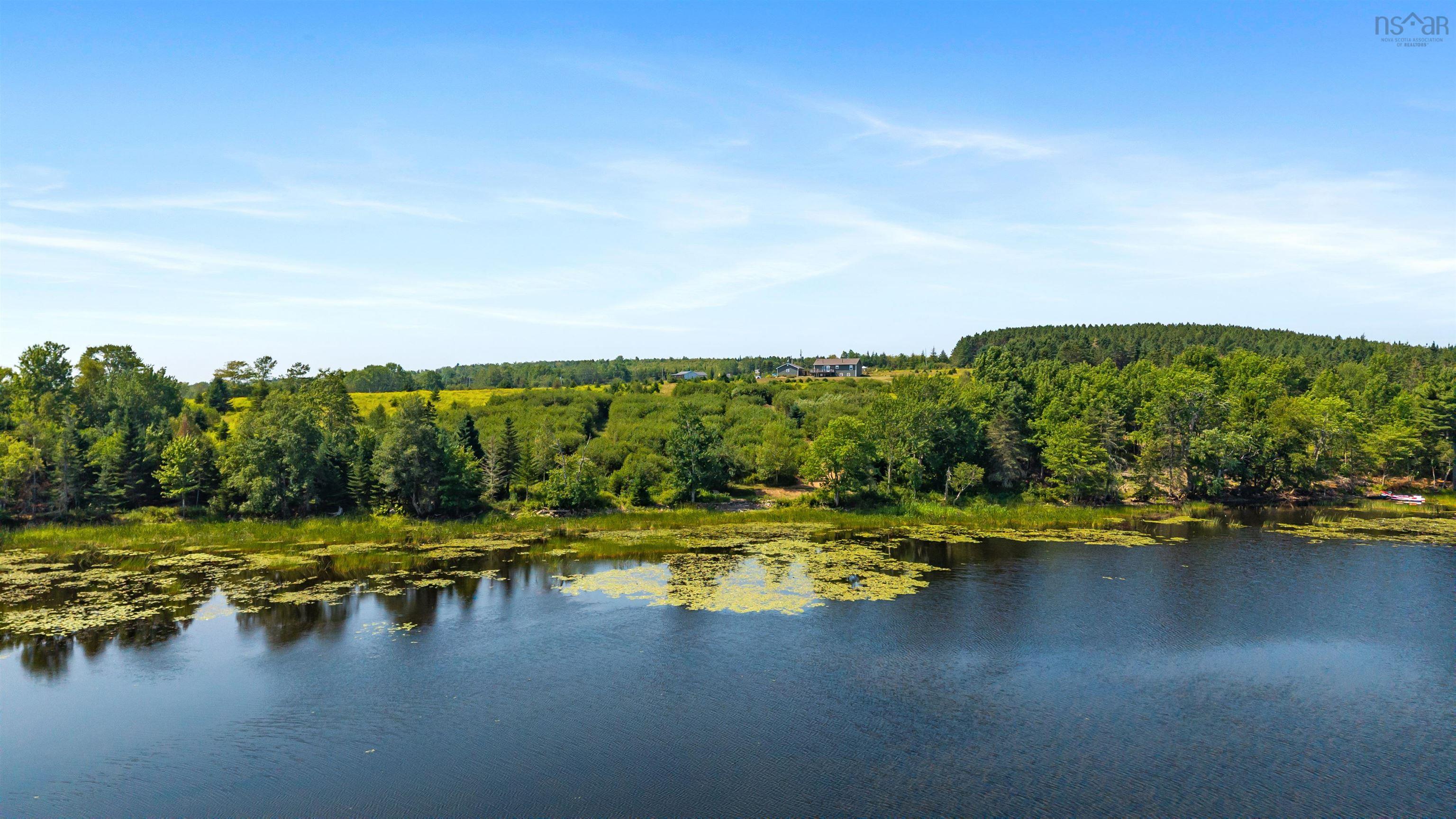 $629,000.00: 946 Lake Egmont Road, Lake Egmont