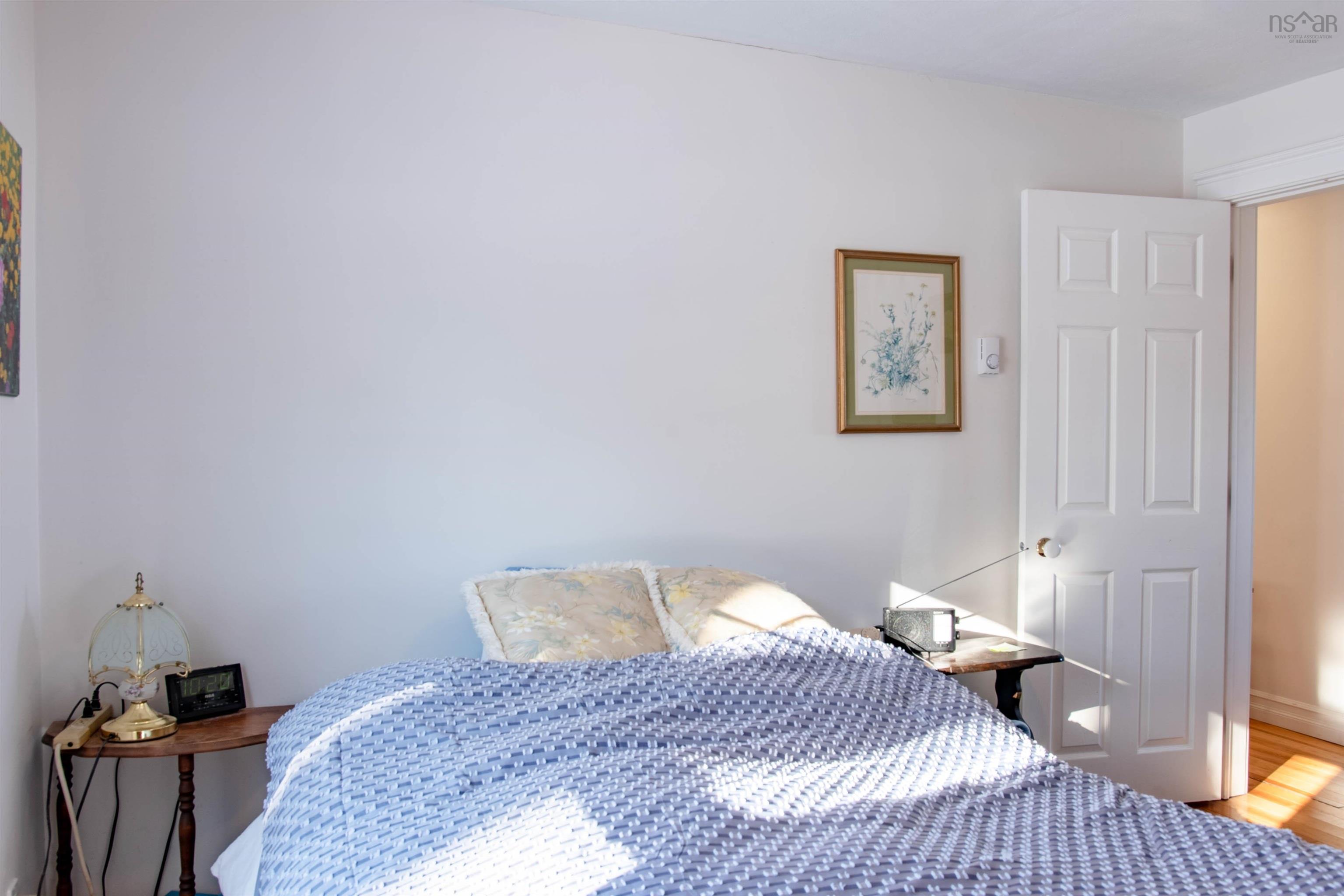 $625,000.00: 1407 North Shore Road, North Shore