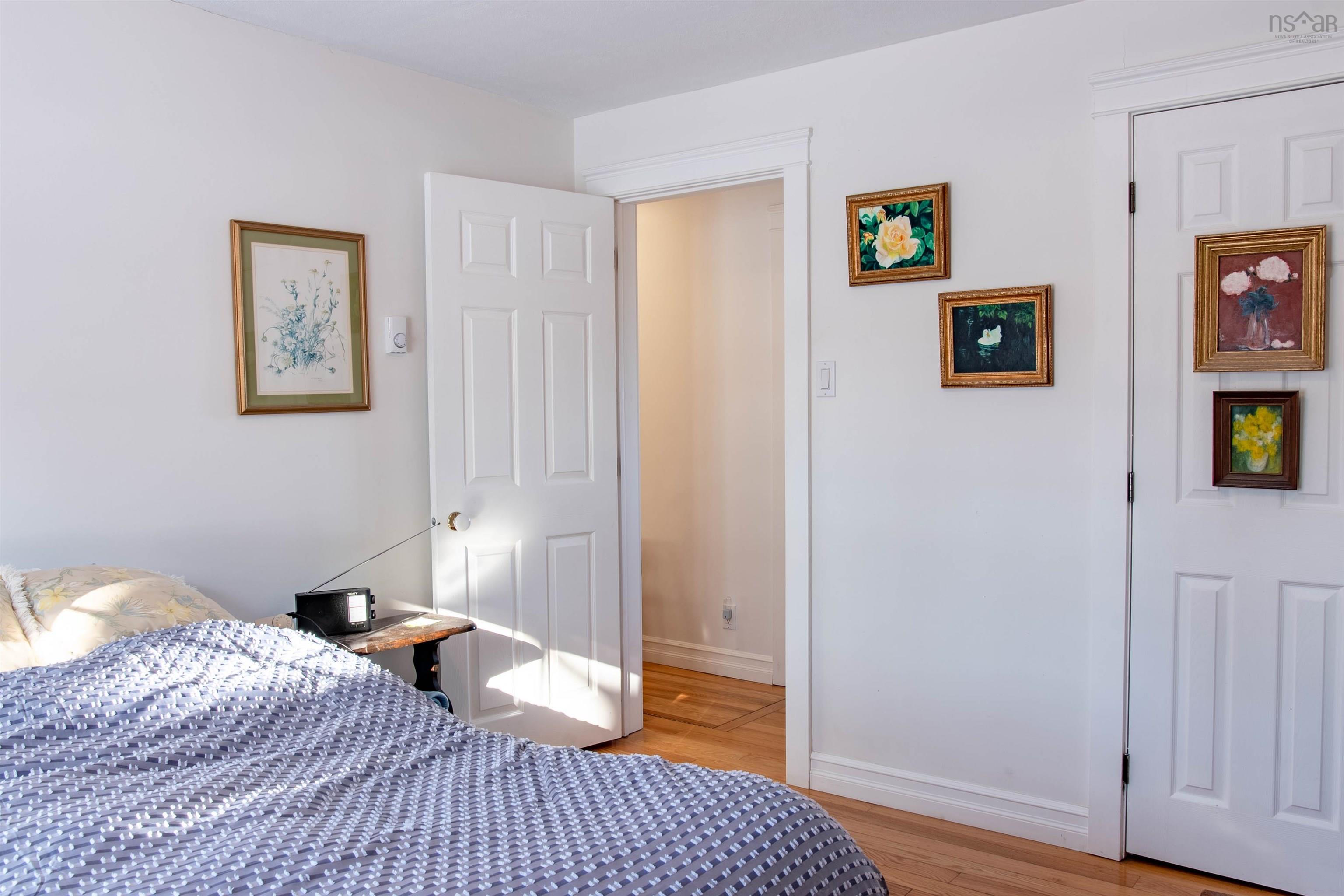 $625,000.00: 1407 North Shore Road, North Shore