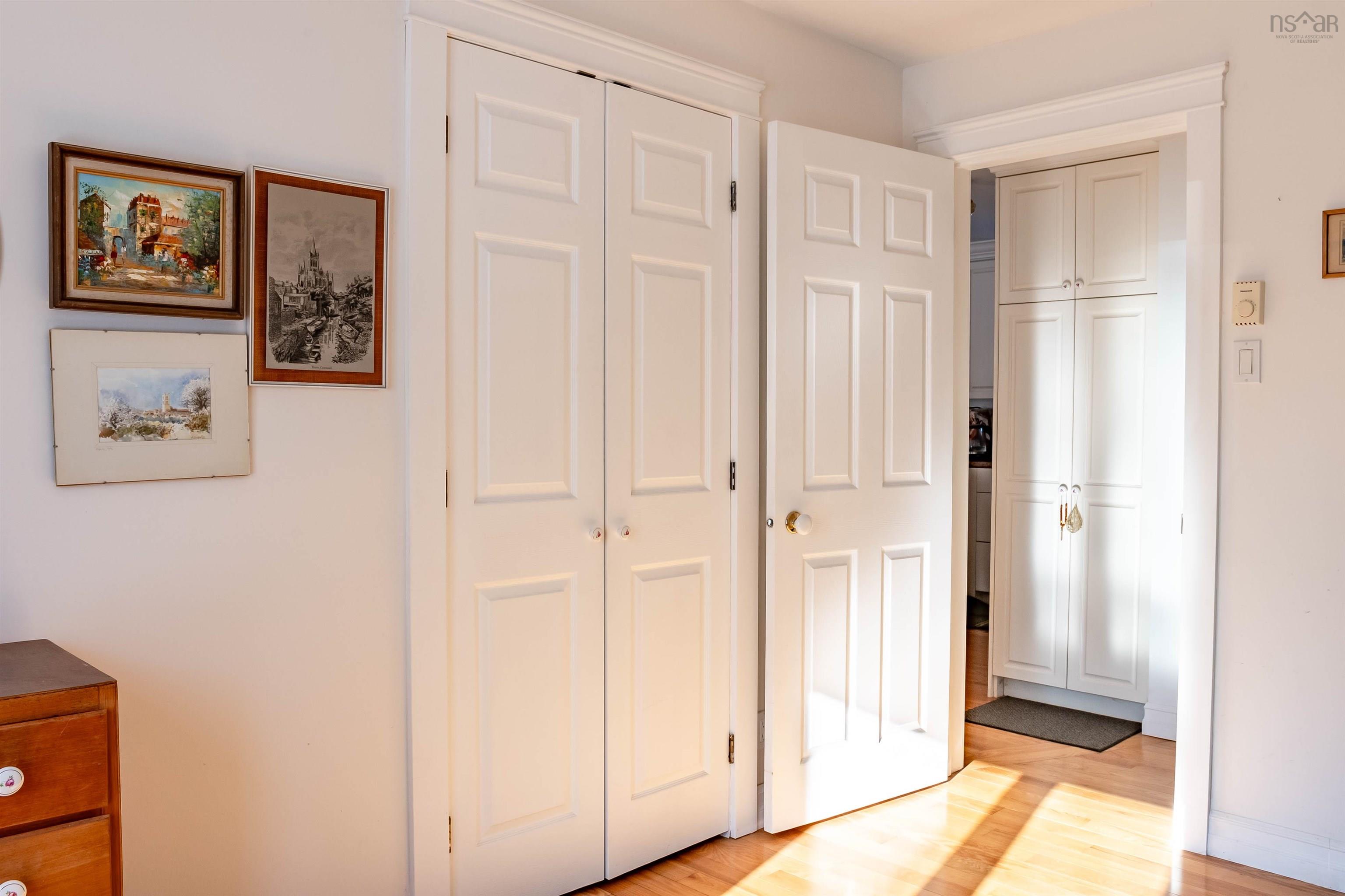 $625,000.00: 1407 North Shore Road, North Shore