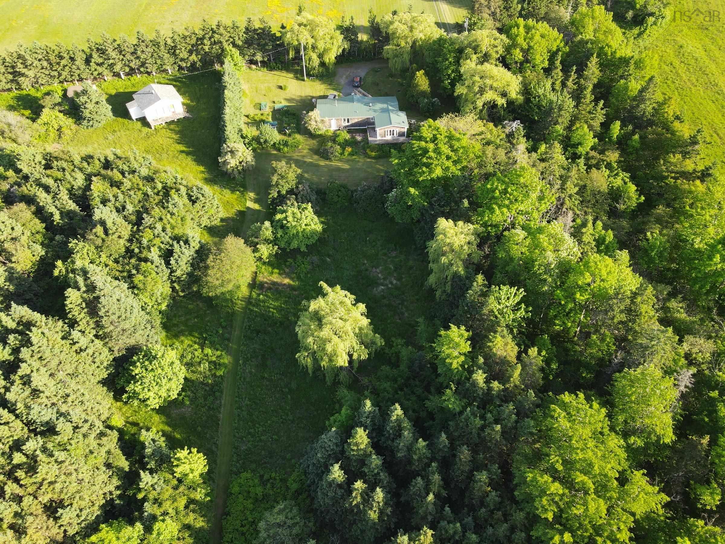 $625,000.00: 1407 North Shore Road, North Shore