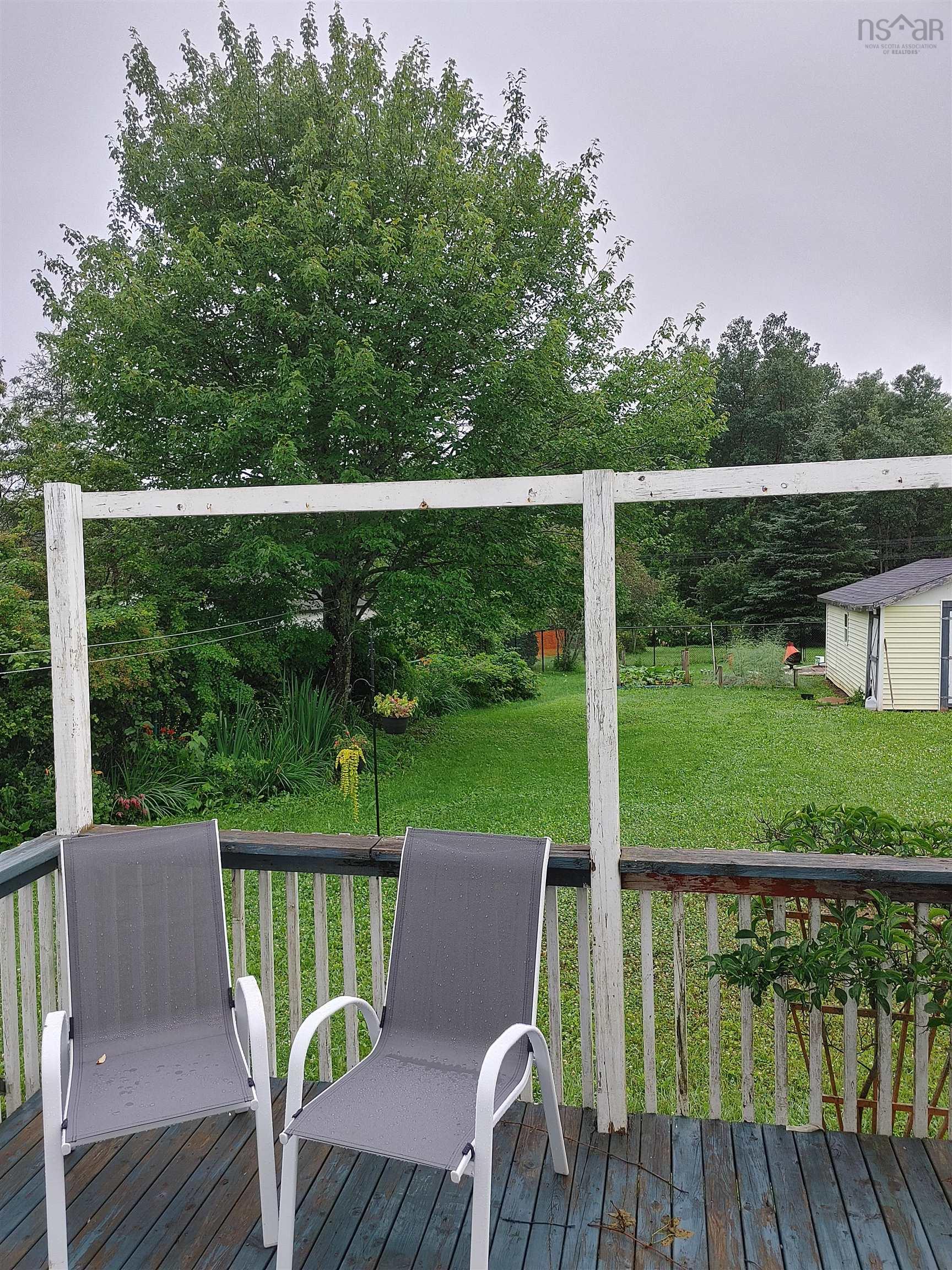 $164,900.00: 740 Willow Street, Hilden