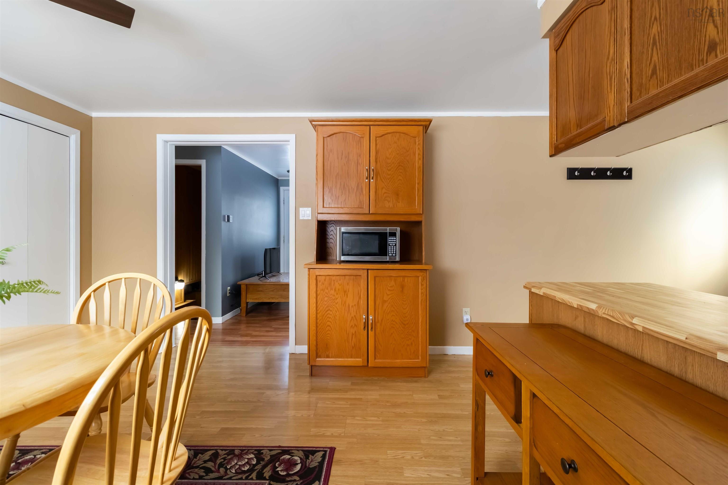 $325,000.00: 8215 Highway 8, South Brookfield