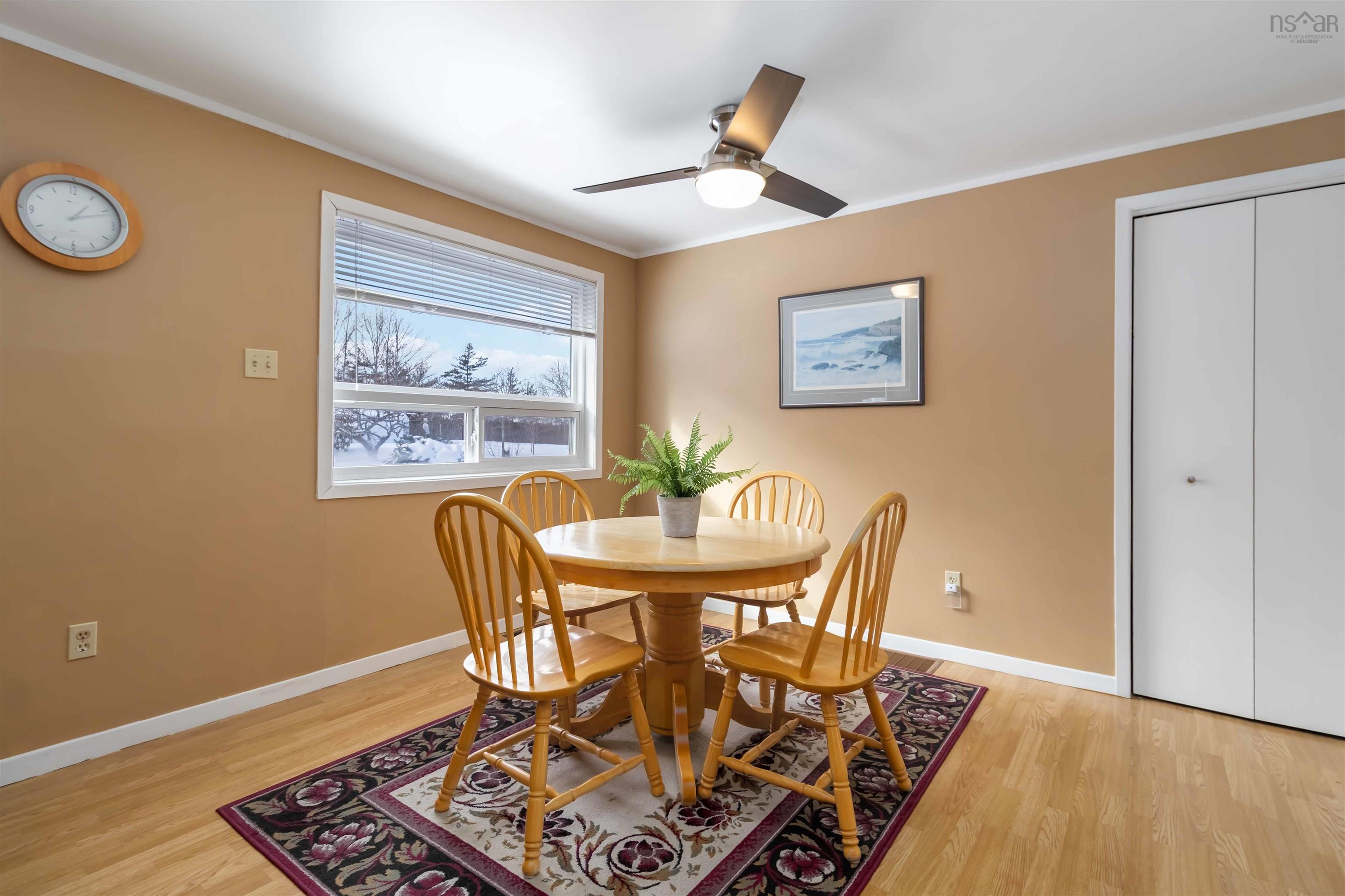 $325,000.00: 8215 Highway 8, South Brookfield