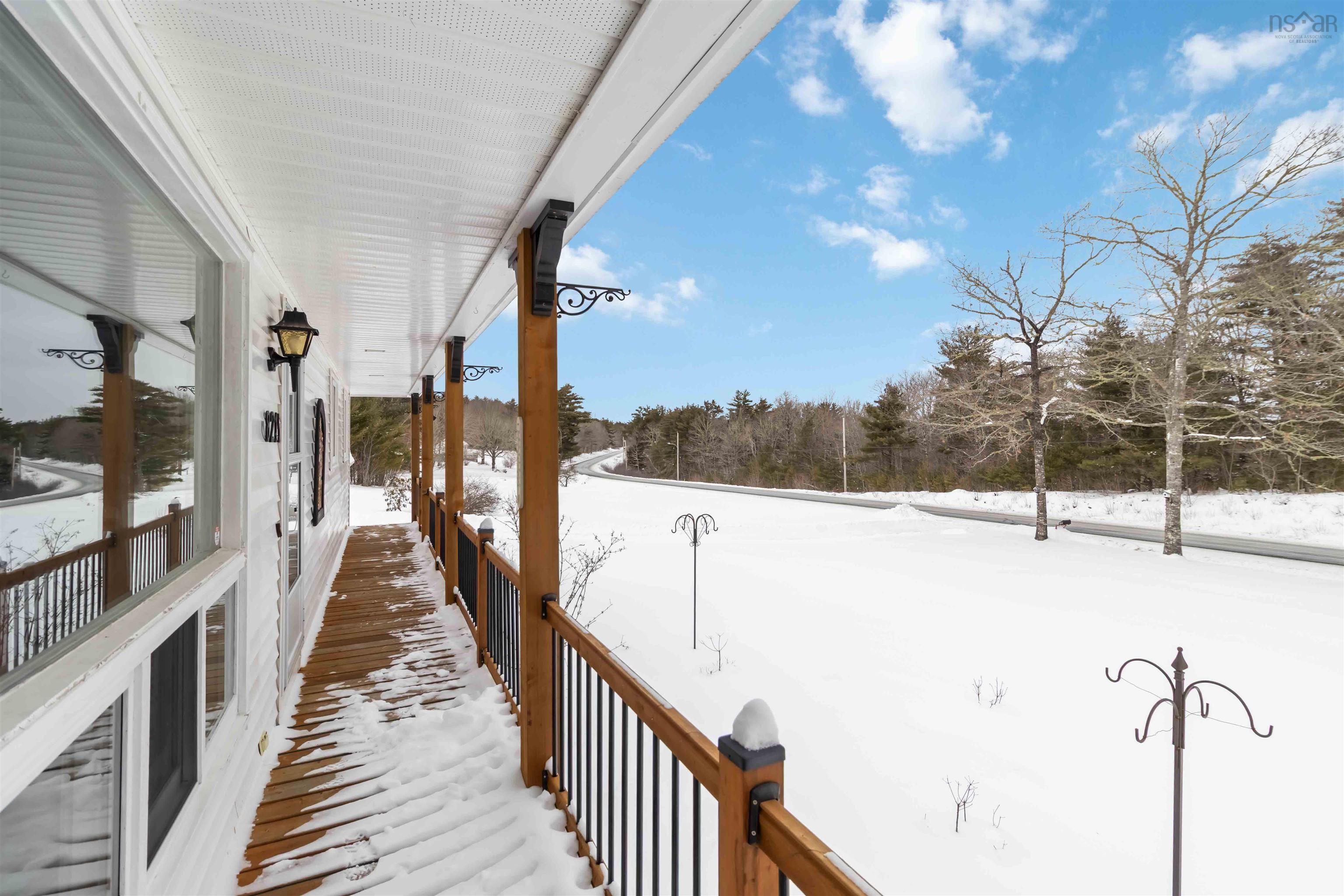 $325,000.00: 8215 Highway 8, South Brookfield