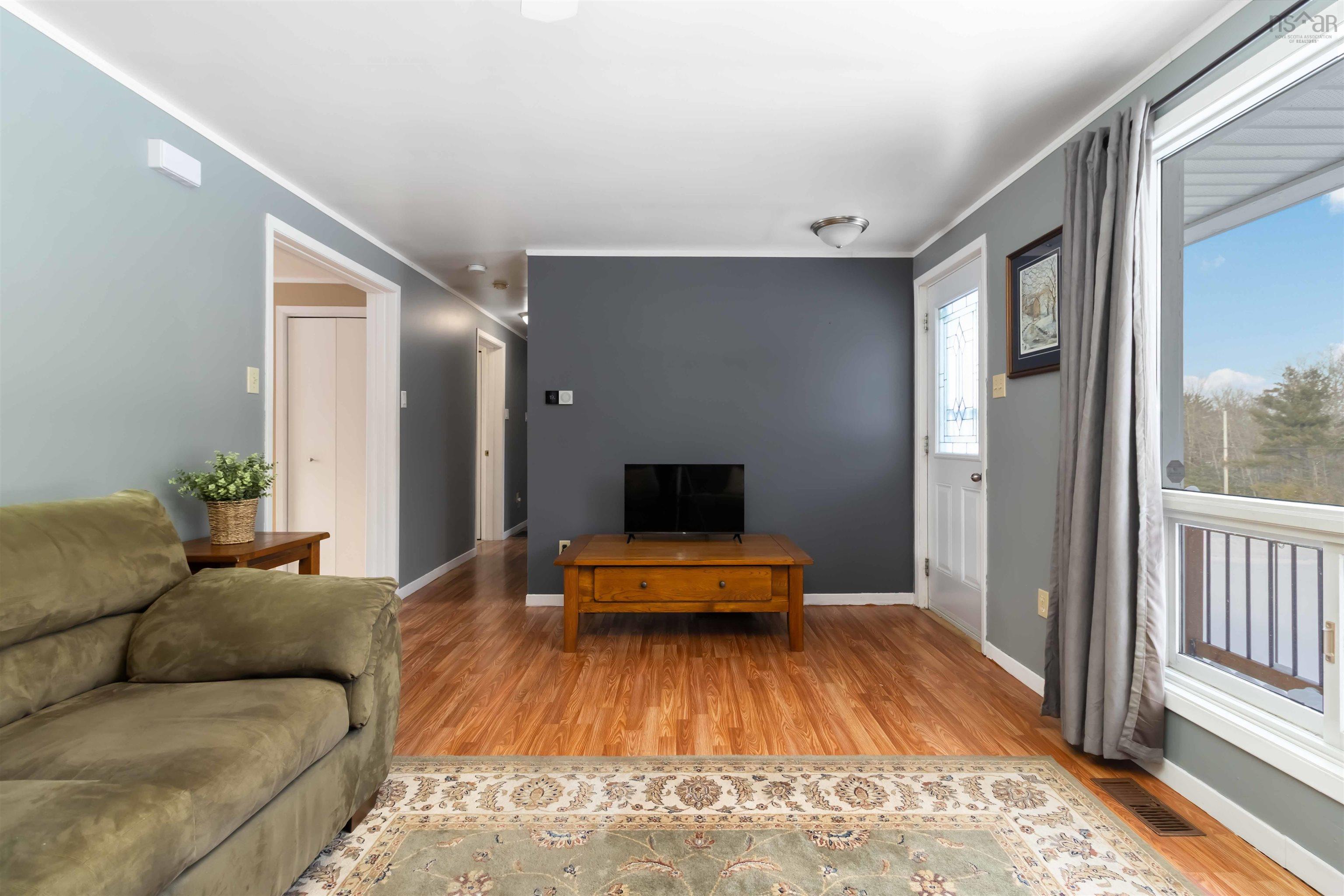 $325,000.00: 8215 Highway 8, South Brookfield