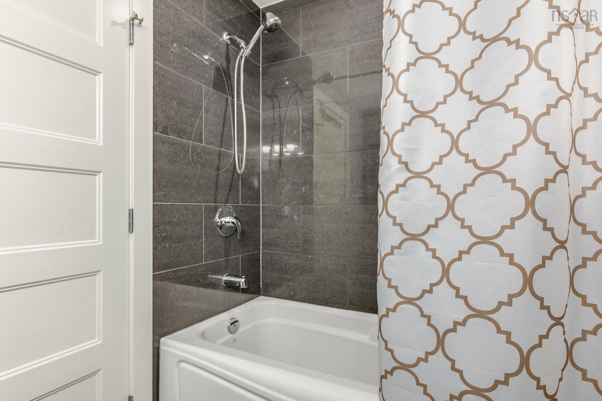 1007 15 Kings Wharf Place, Dartmouth, NS (MLS 202601929)