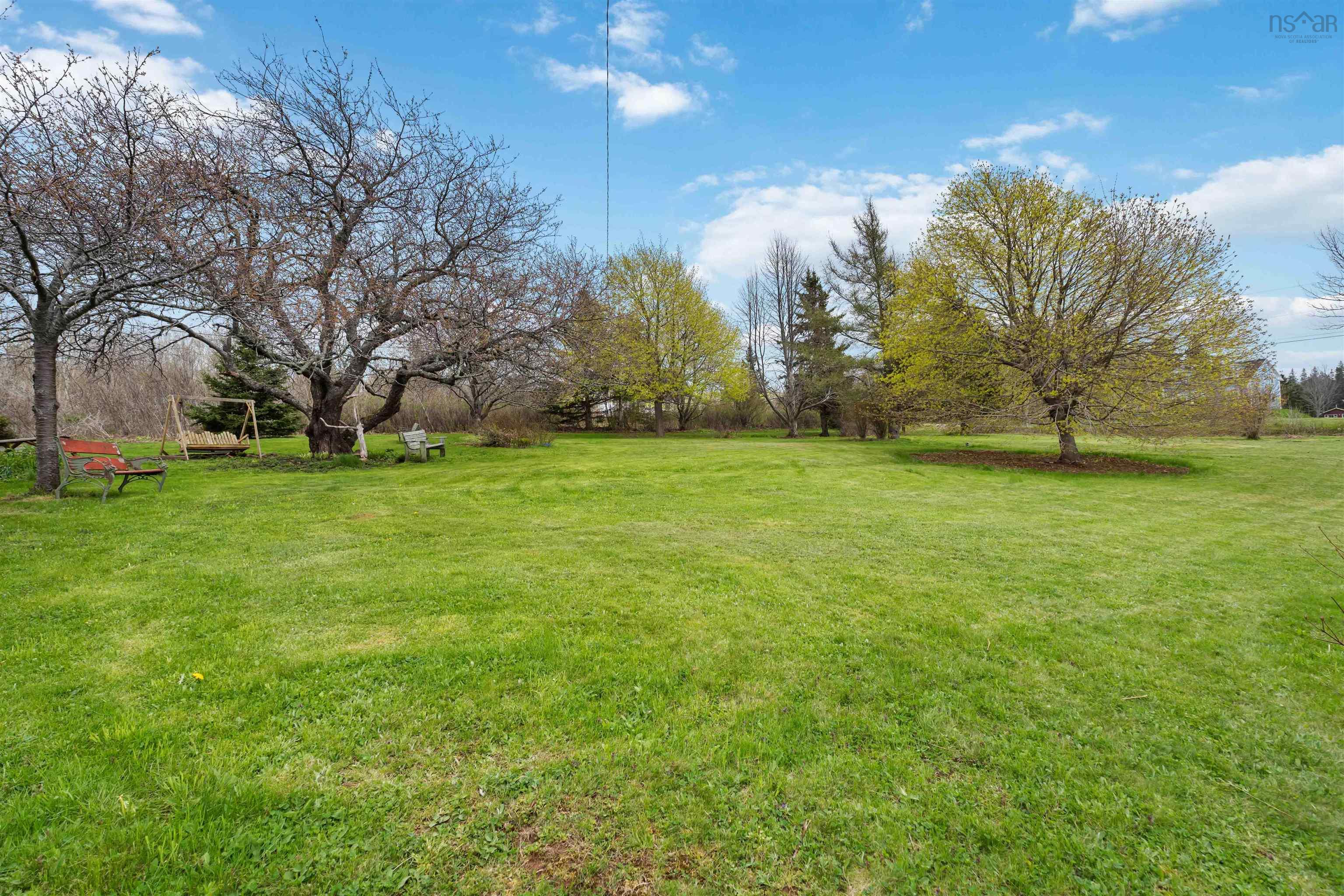 $305,000.00: 1898 Hampton Mountain Road, Hampton