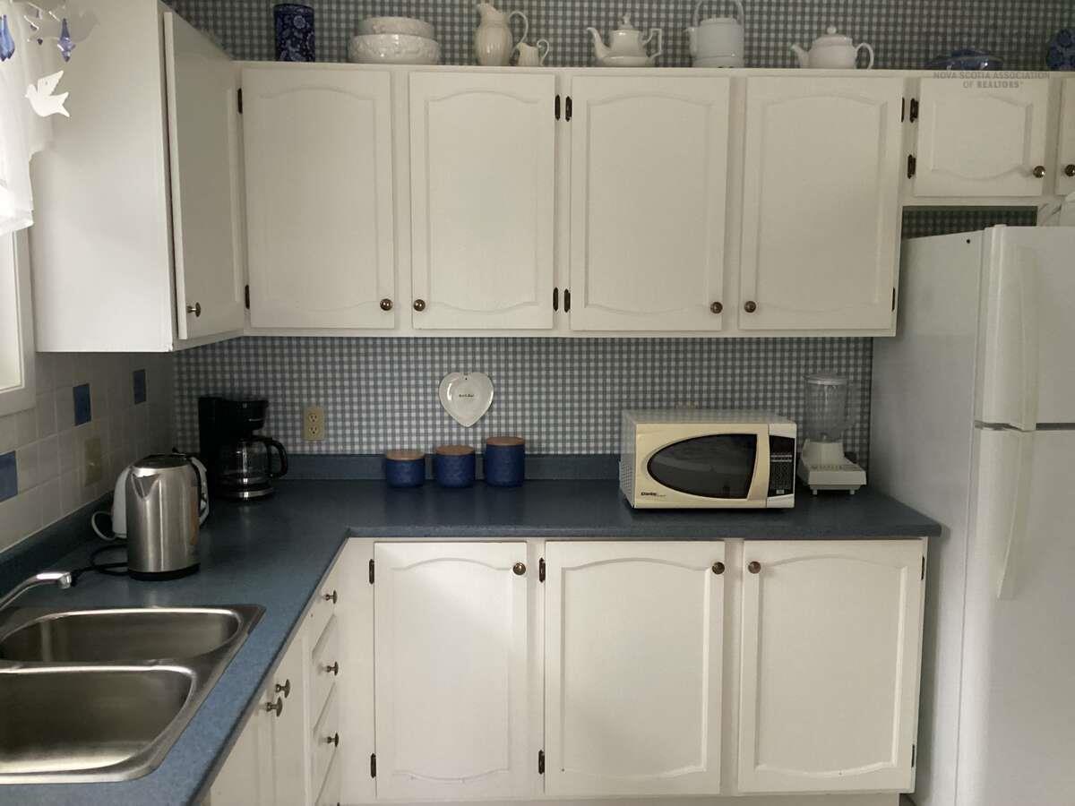 5 Melinda Avenue, East Lawrencetown, NS (MLS 202601940)