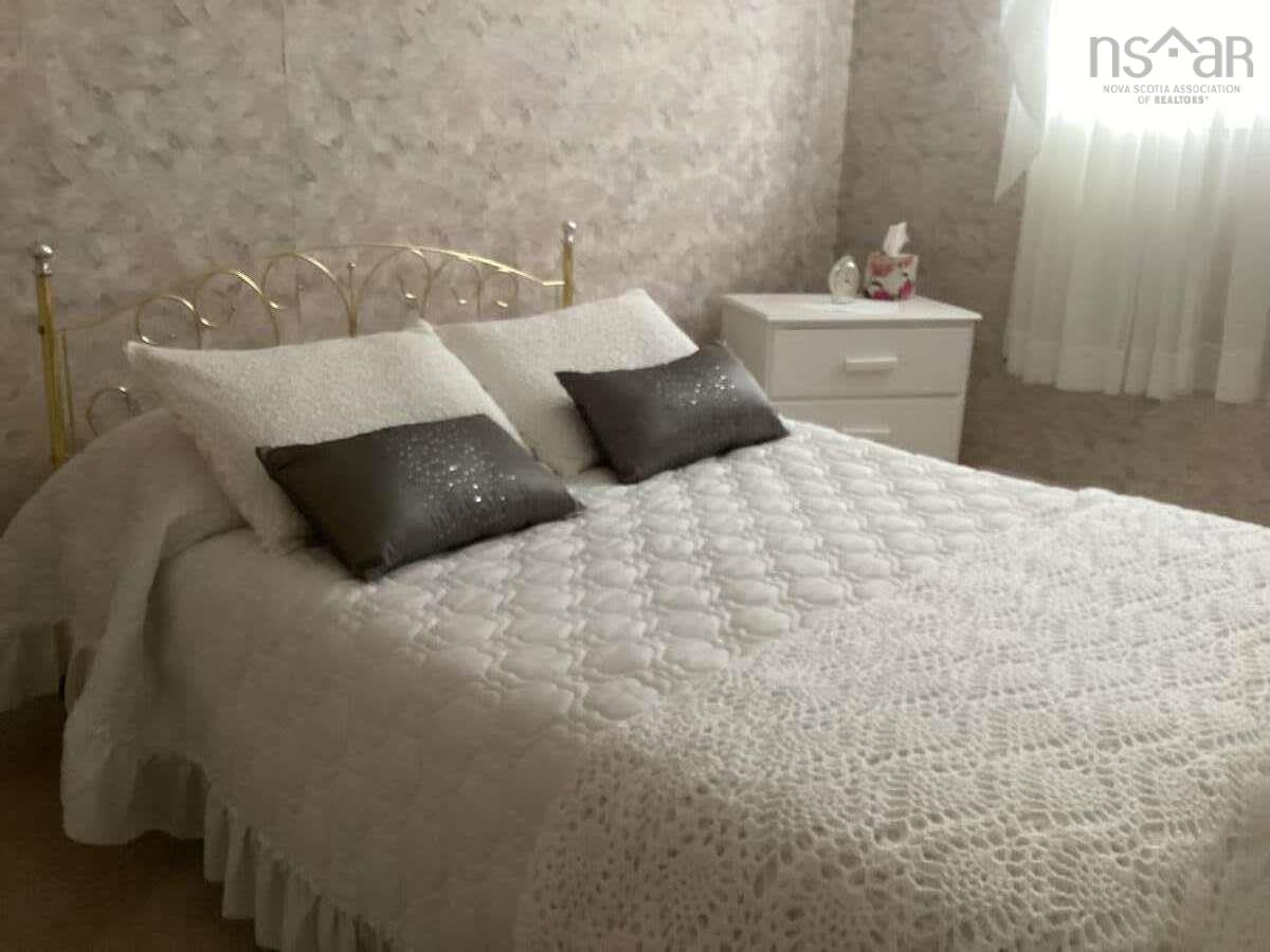 5 Melinda Avenue, East Lawrencetown, NS (MLS 202601940)