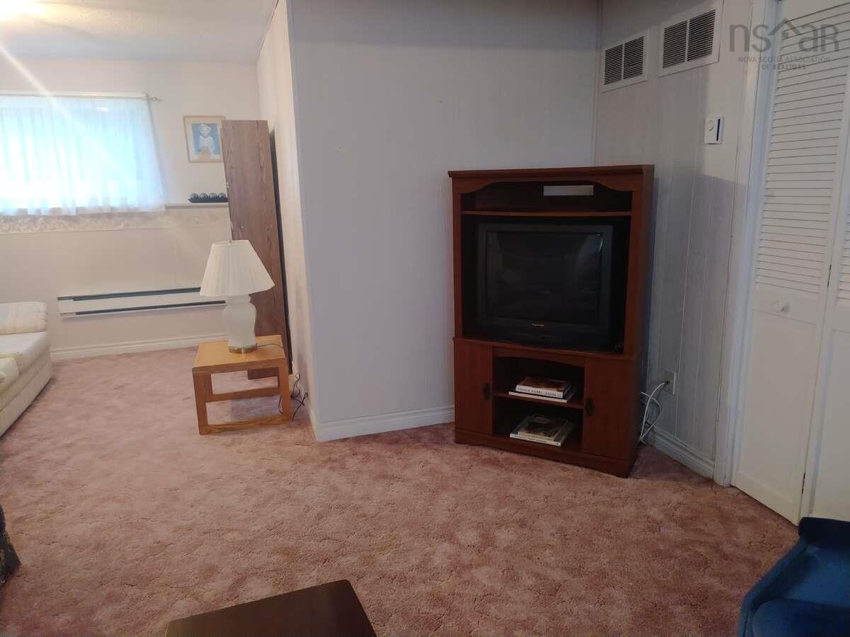 5 Melinda Avenue, East Lawrencetown, NS (MLS 202601940)