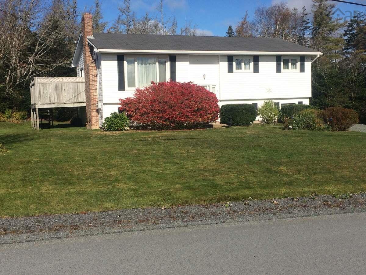5 Melinda Avenue, East Lawrencetown, NS (MLS 202601940)