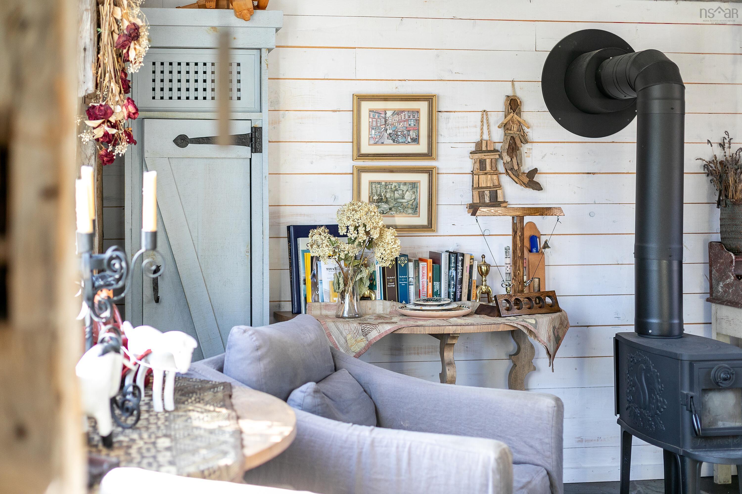 10 Shipping Lane, Halibut Bay, NS (MLS 202601941)