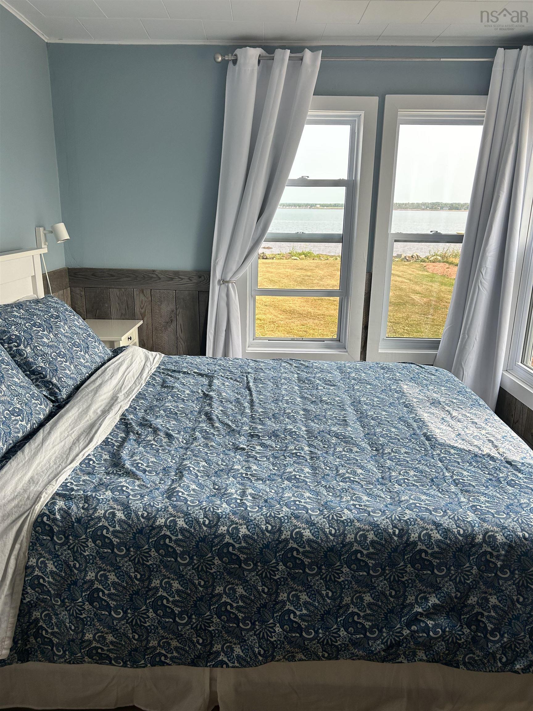 $379,900.00: 107 Hamilton Lane, Brule Point