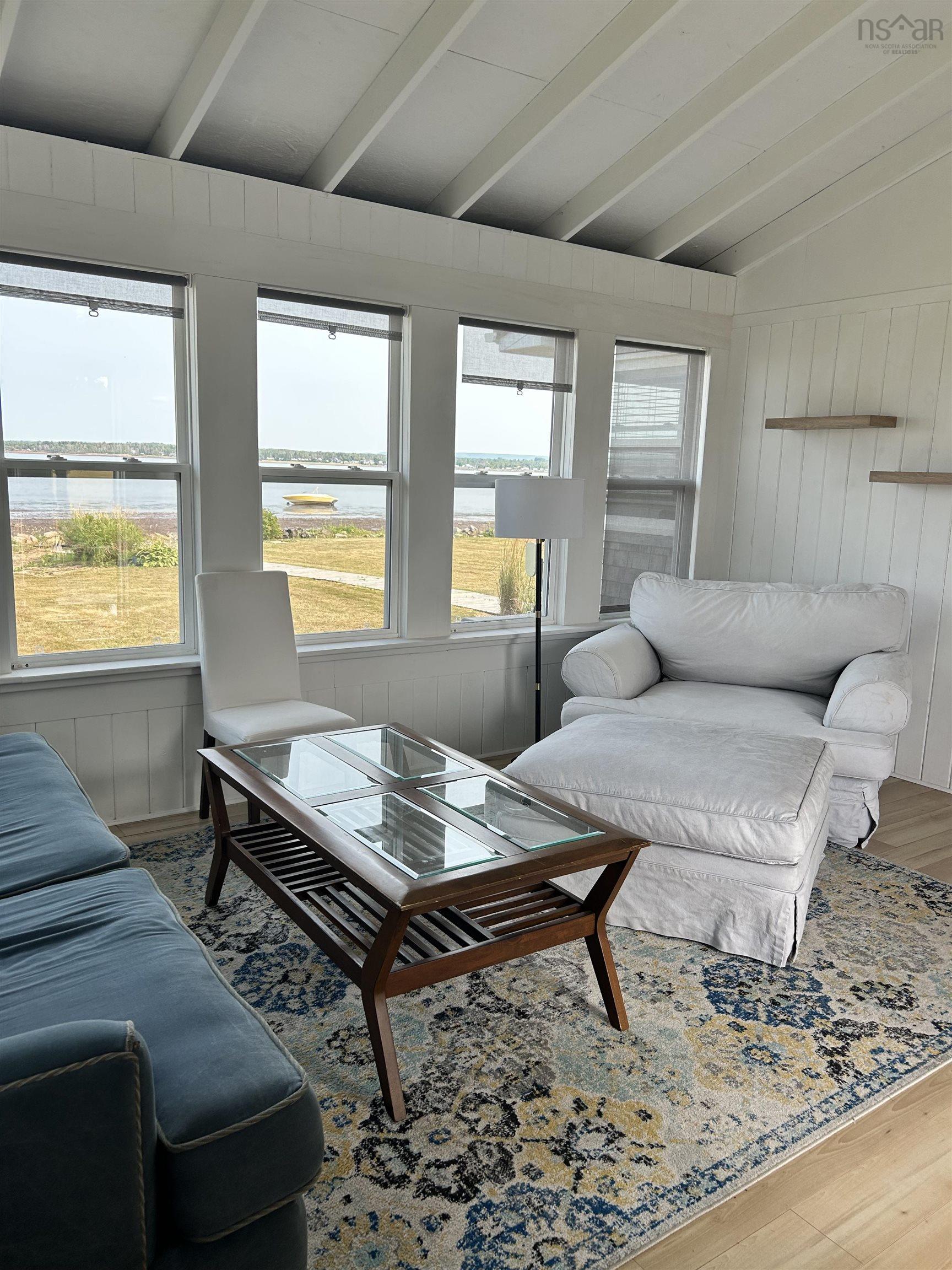 $379,900.00: 107 Hamilton Lane, Brule Point