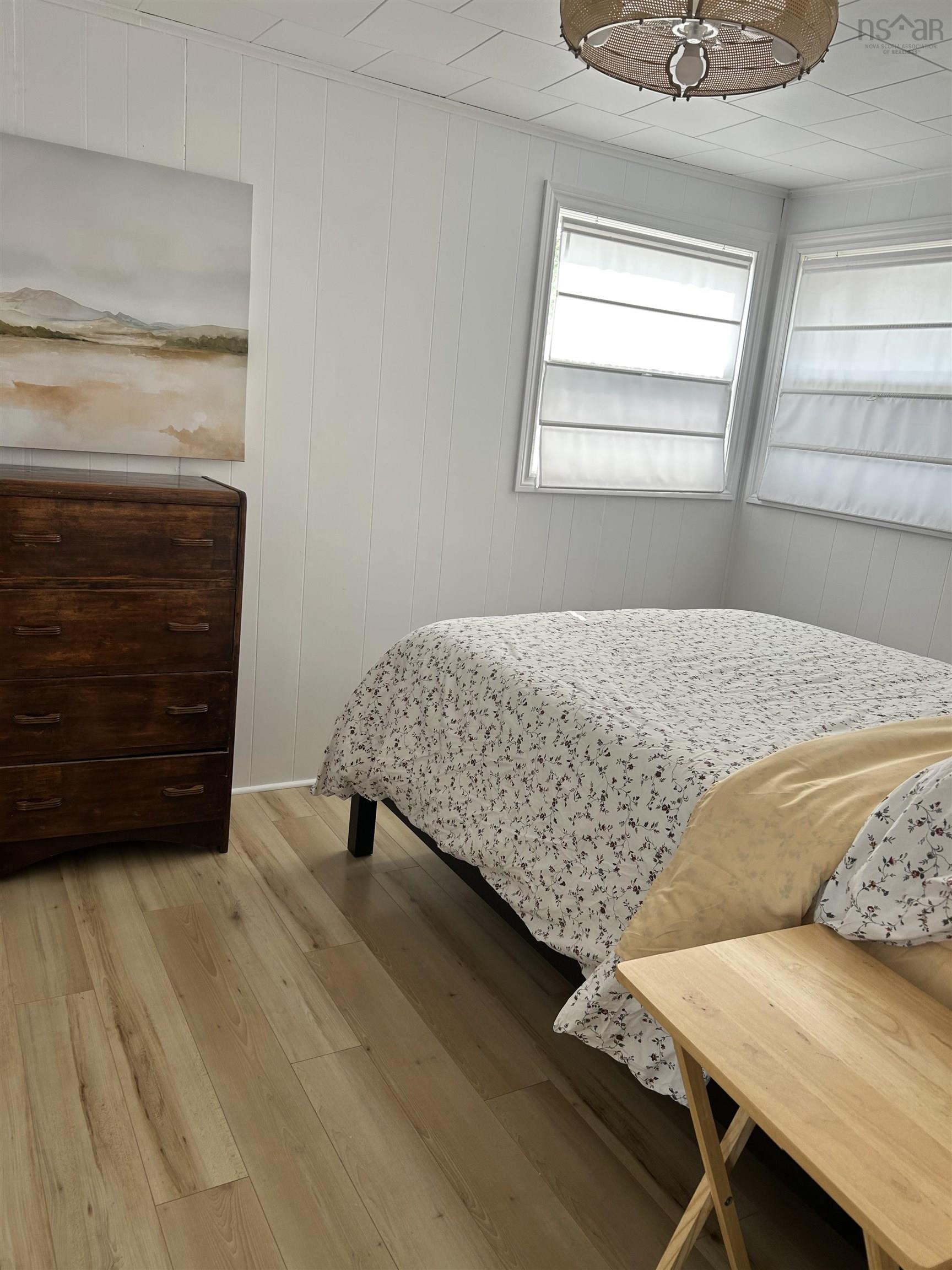 $379,900.00: 107 Hamilton Lane, Brule Point