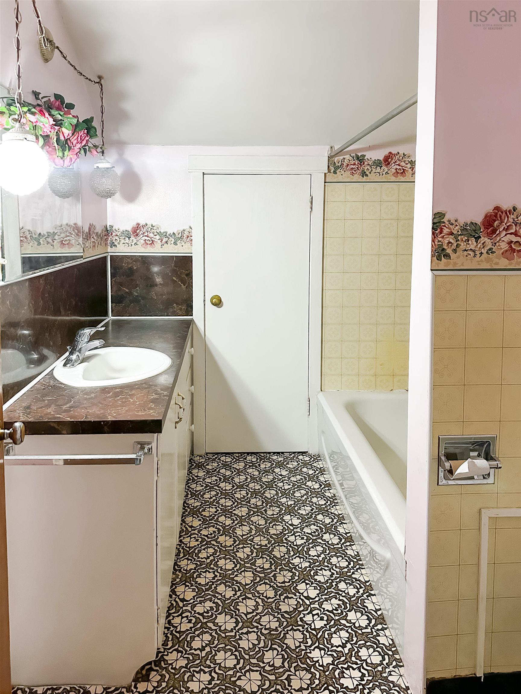 $1,195,000.00: 4127 Brooklyn Street, Somerset