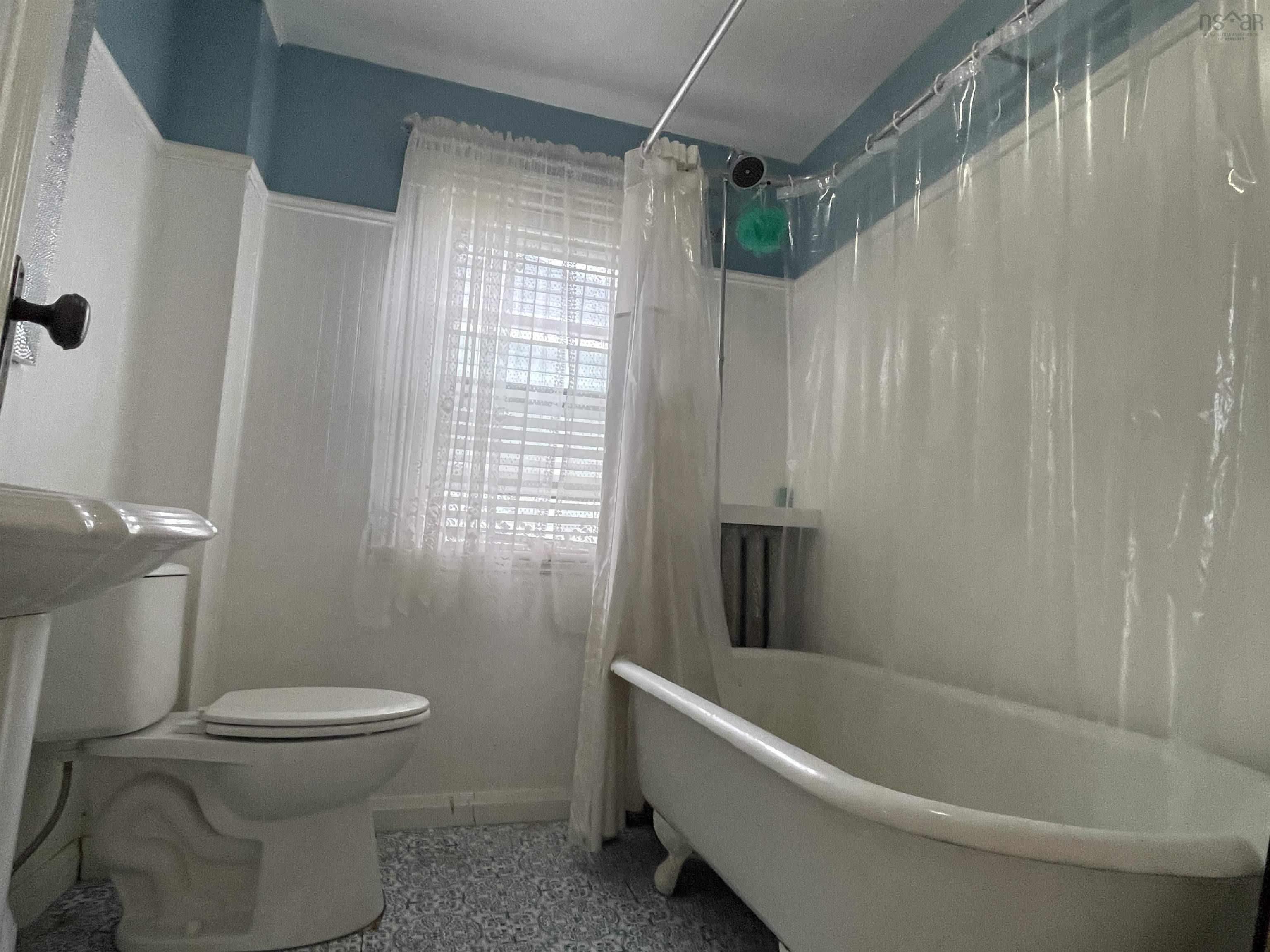 $211,500.00: 42 Bell Street, New Glasgow