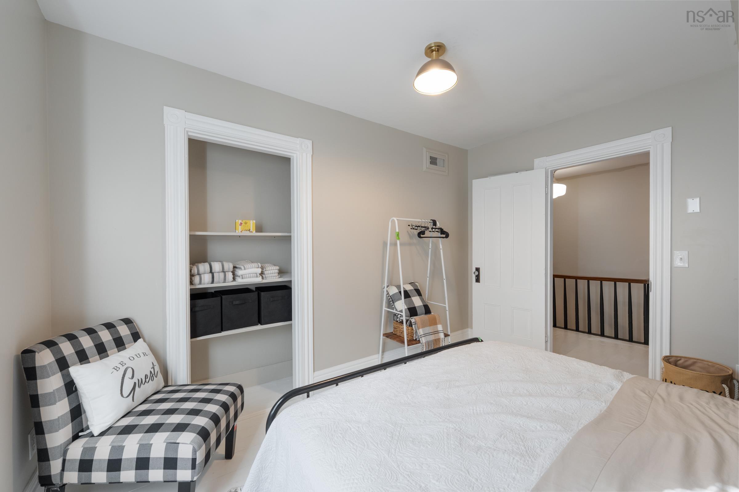 $375,000.00: 8793 Highway 1, Meteghan River