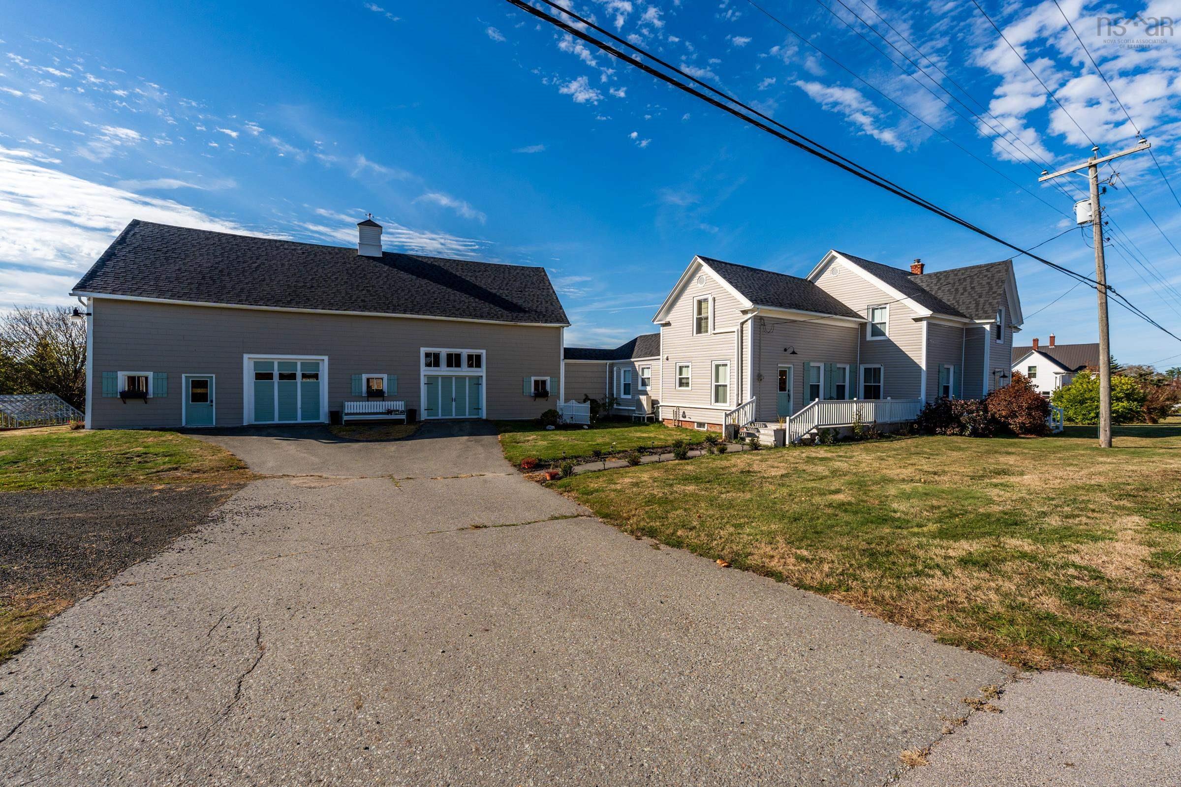 $375,000.00: 8793 Highway 1, Meteghan River